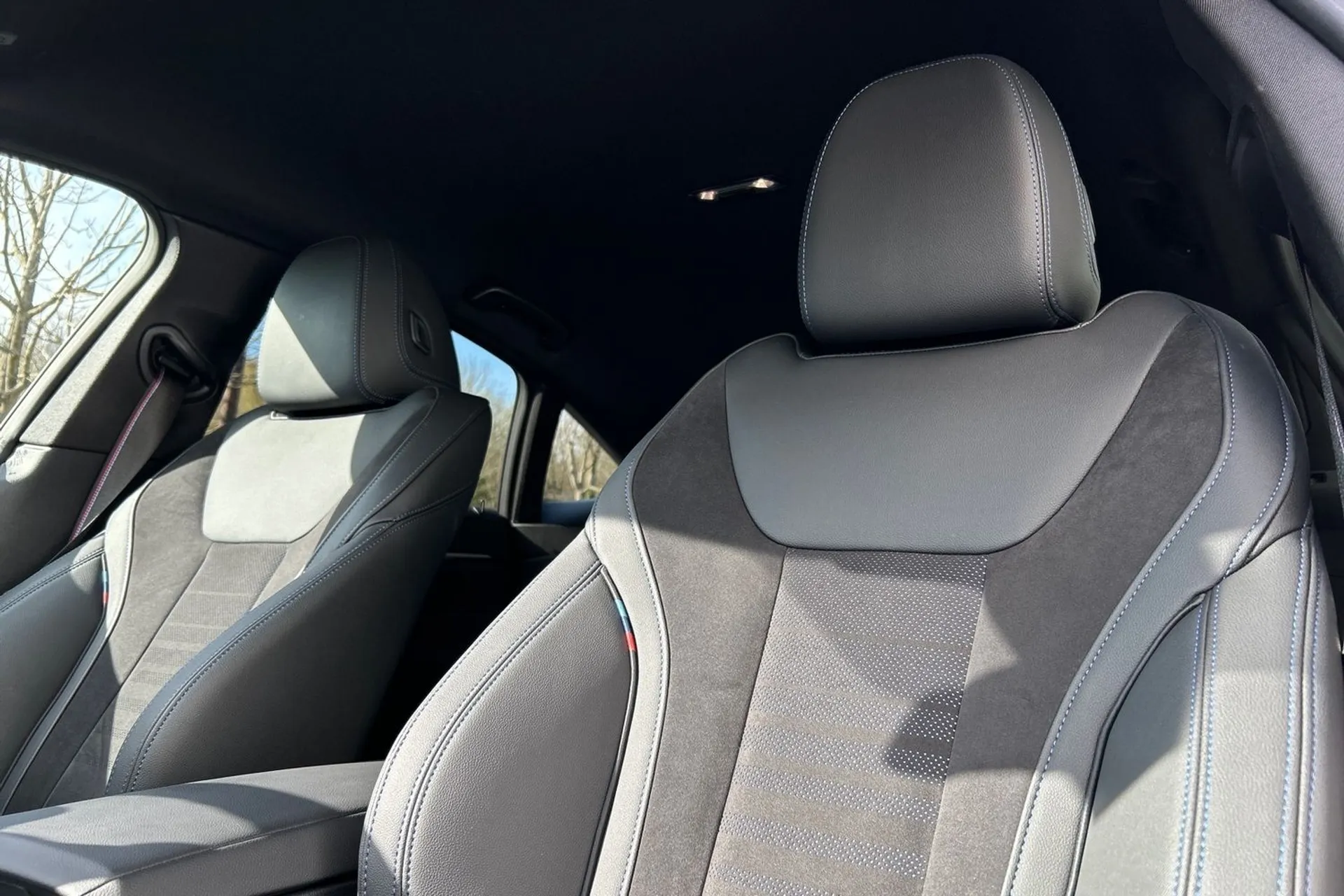 BMW I4 thumbnail image number 19