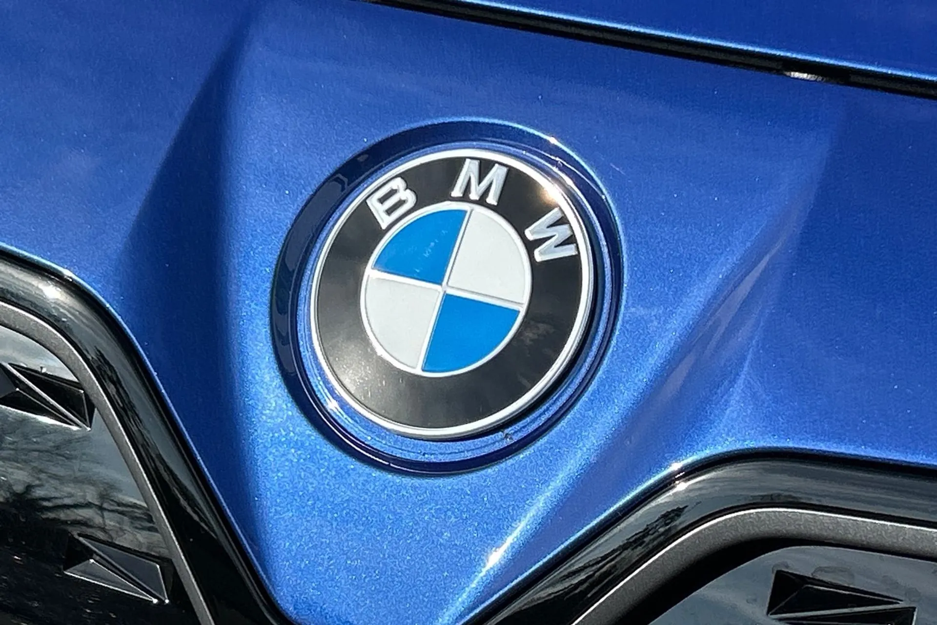 BMW I4 thumbnail image number 38