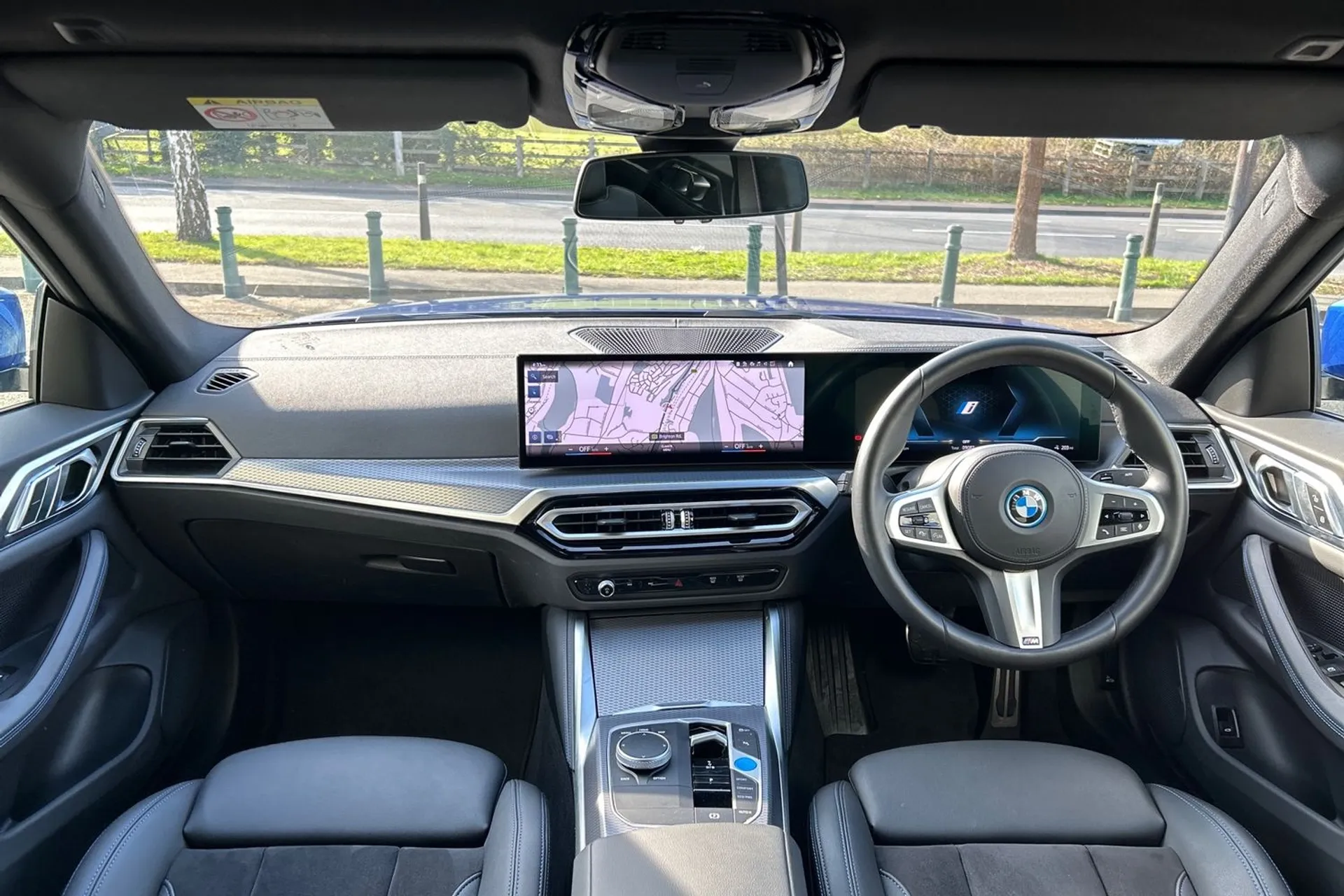 BMW I4 thumbnail image number 3