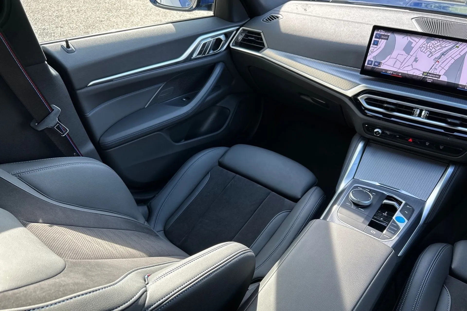 BMW I4 thumbnail image number 39