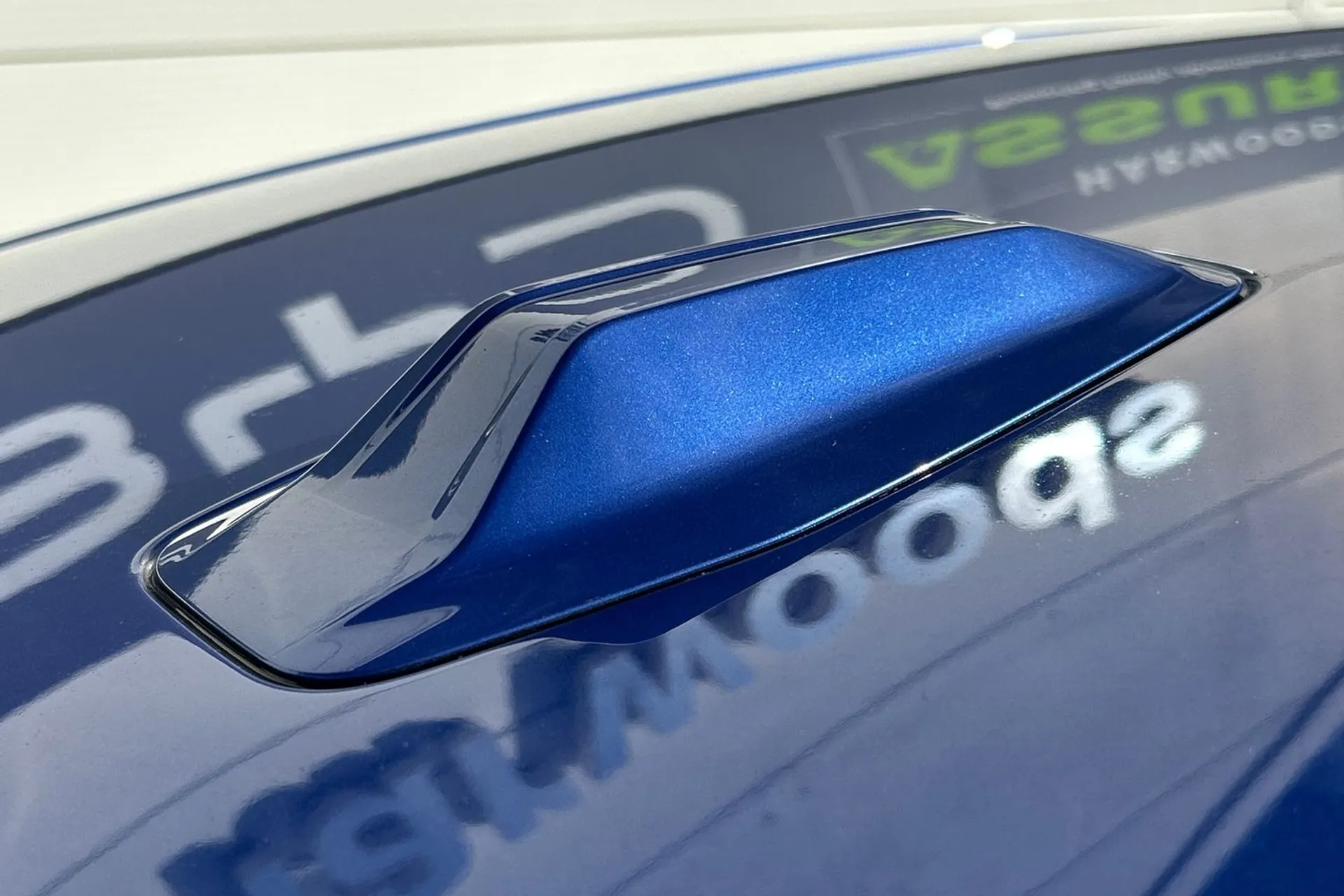 BMW I4 thumbnail image number 57