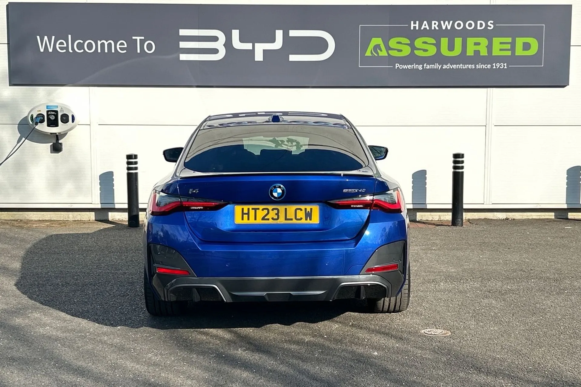 BMW I4 thumbnail image number 8