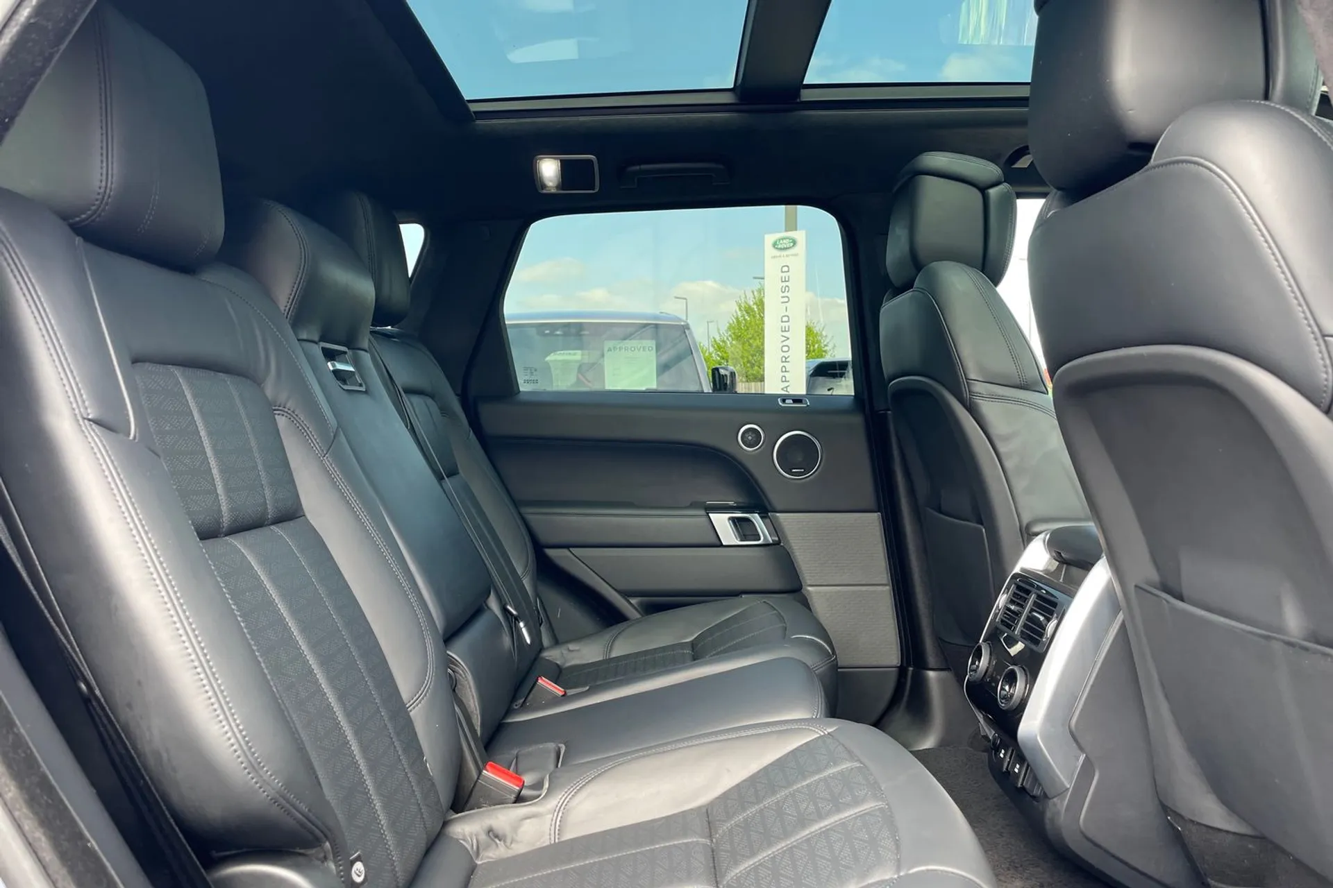 LAND ROVER RANGE ROVER SPORT thumbnail image number 42