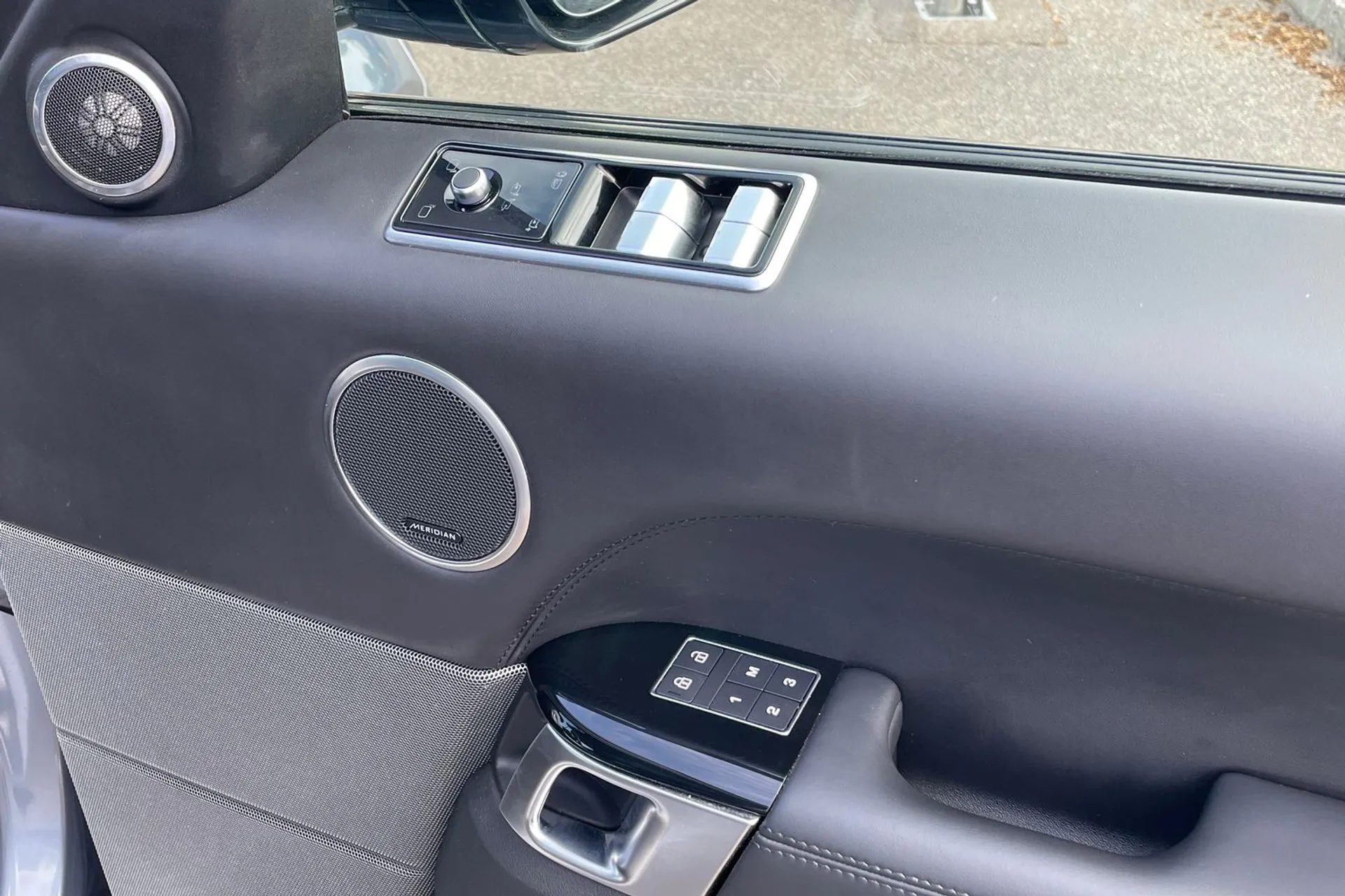 LAND ROVER RANGE ROVER SPORT thumbnail image number 62