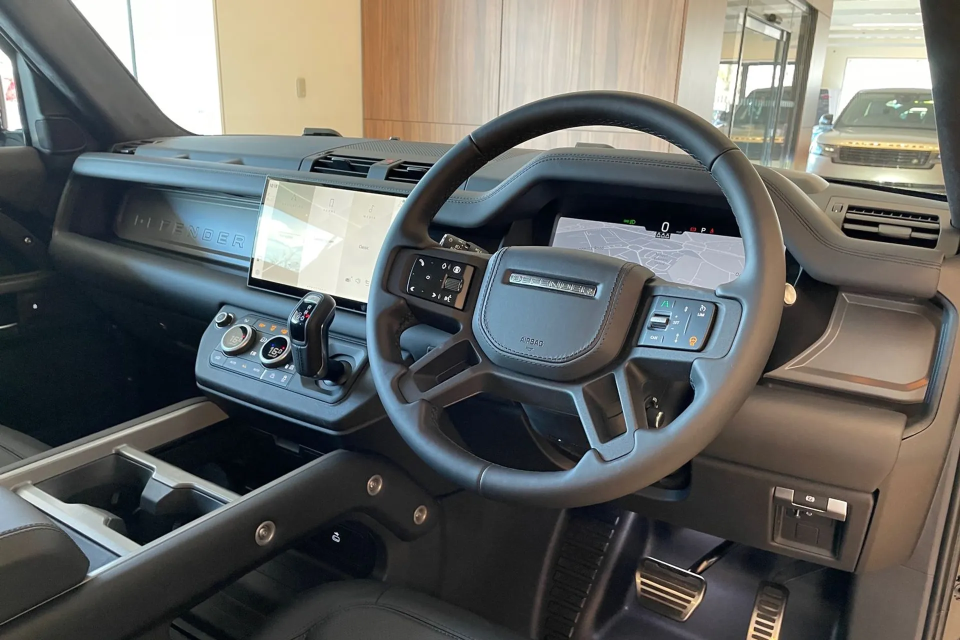 LAND ROVER Defender 90 thumbnail image number 46