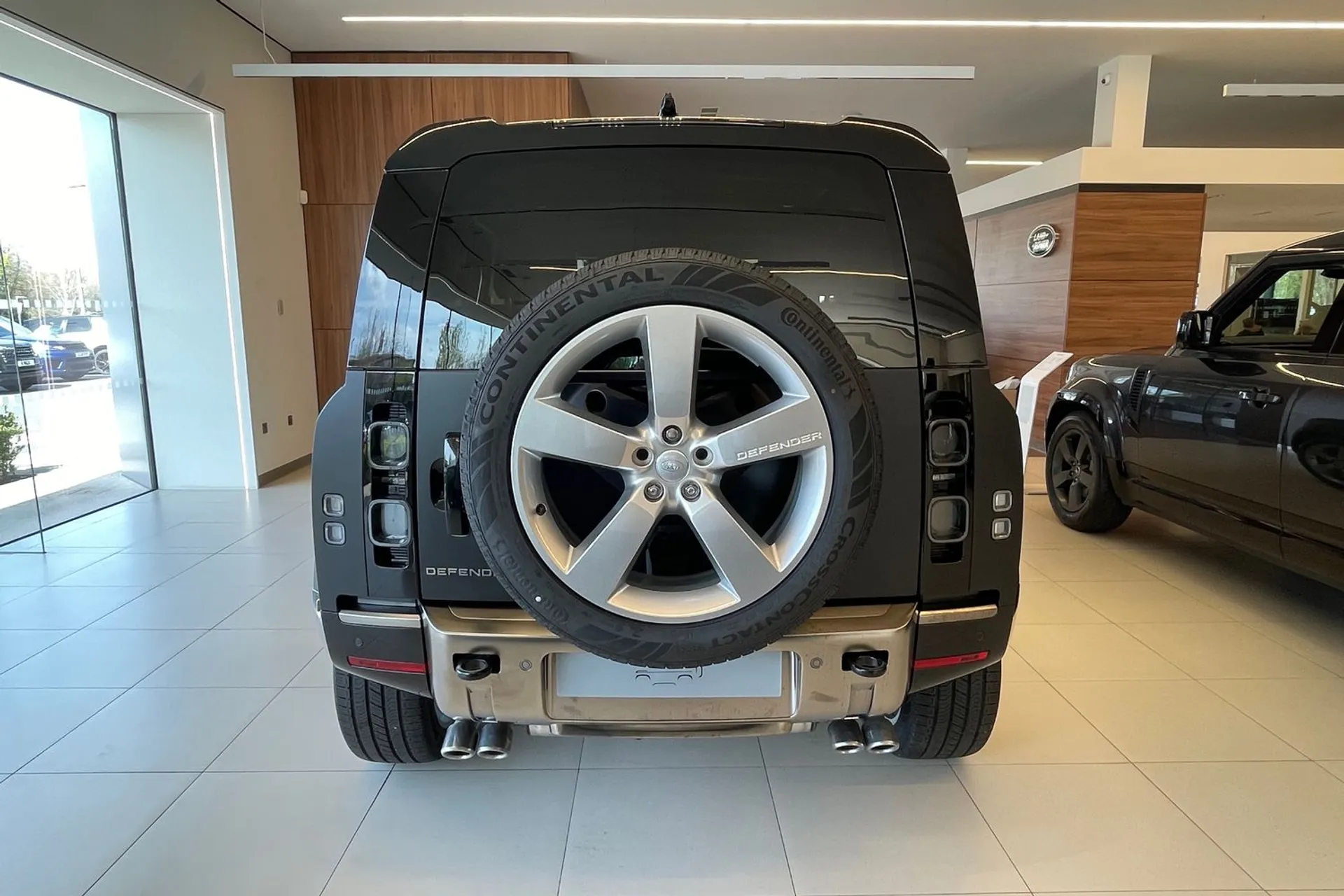 LAND ROVER Defender 90 thumbnail image number 7