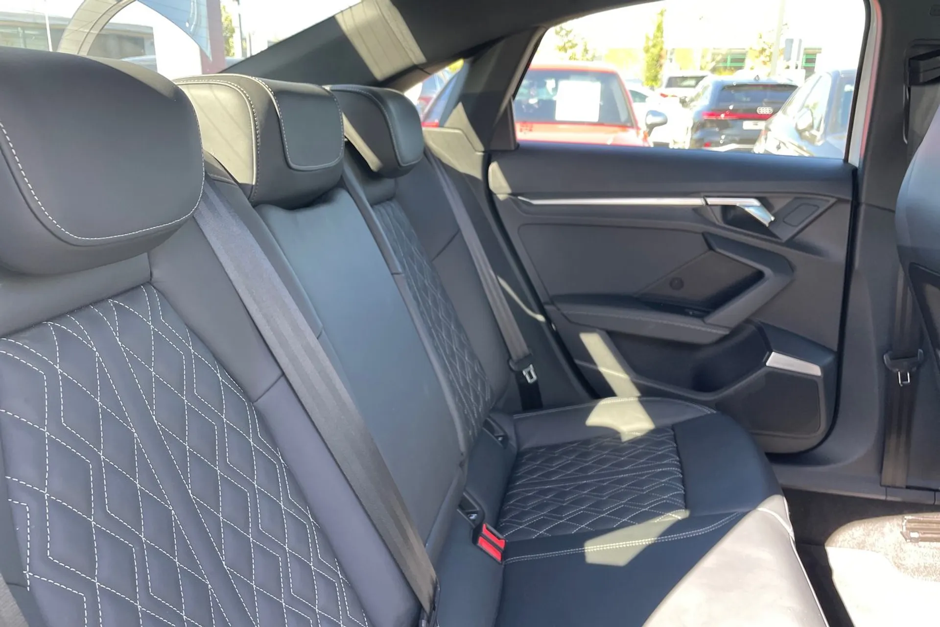 Audi A3 thumbnail image number 19