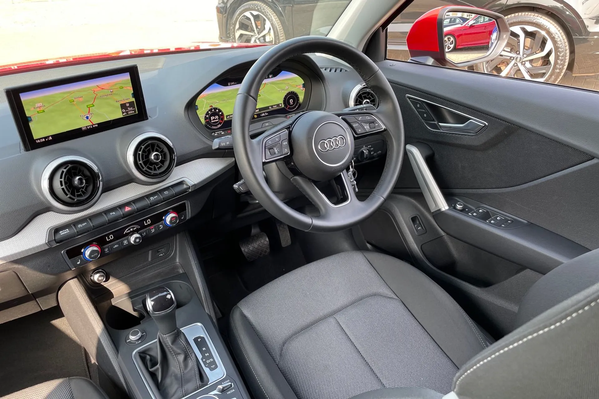 Audi Q2 thumbnail image number 37