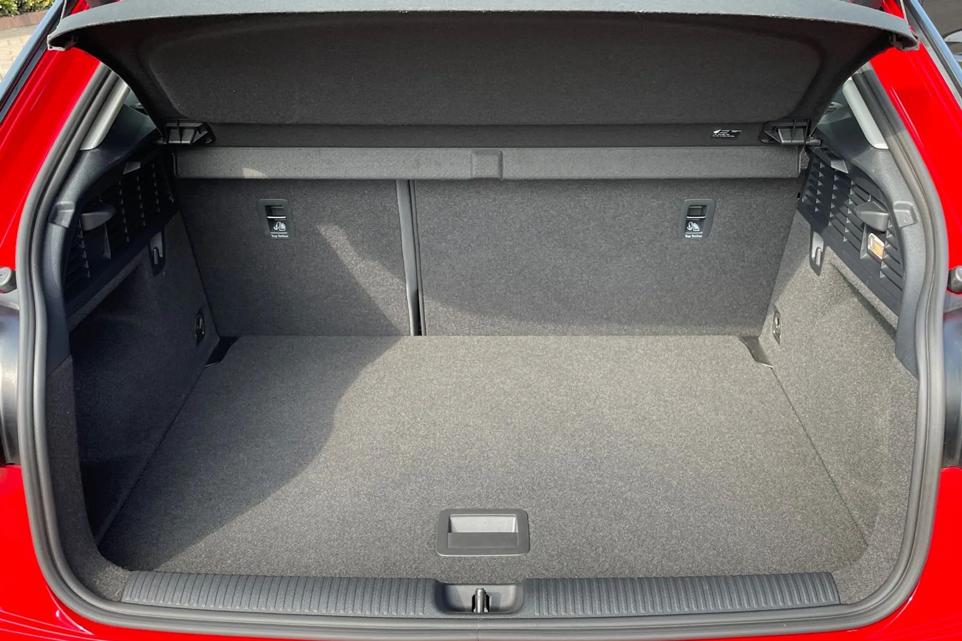 Audi Q2 thumbnail image number 30