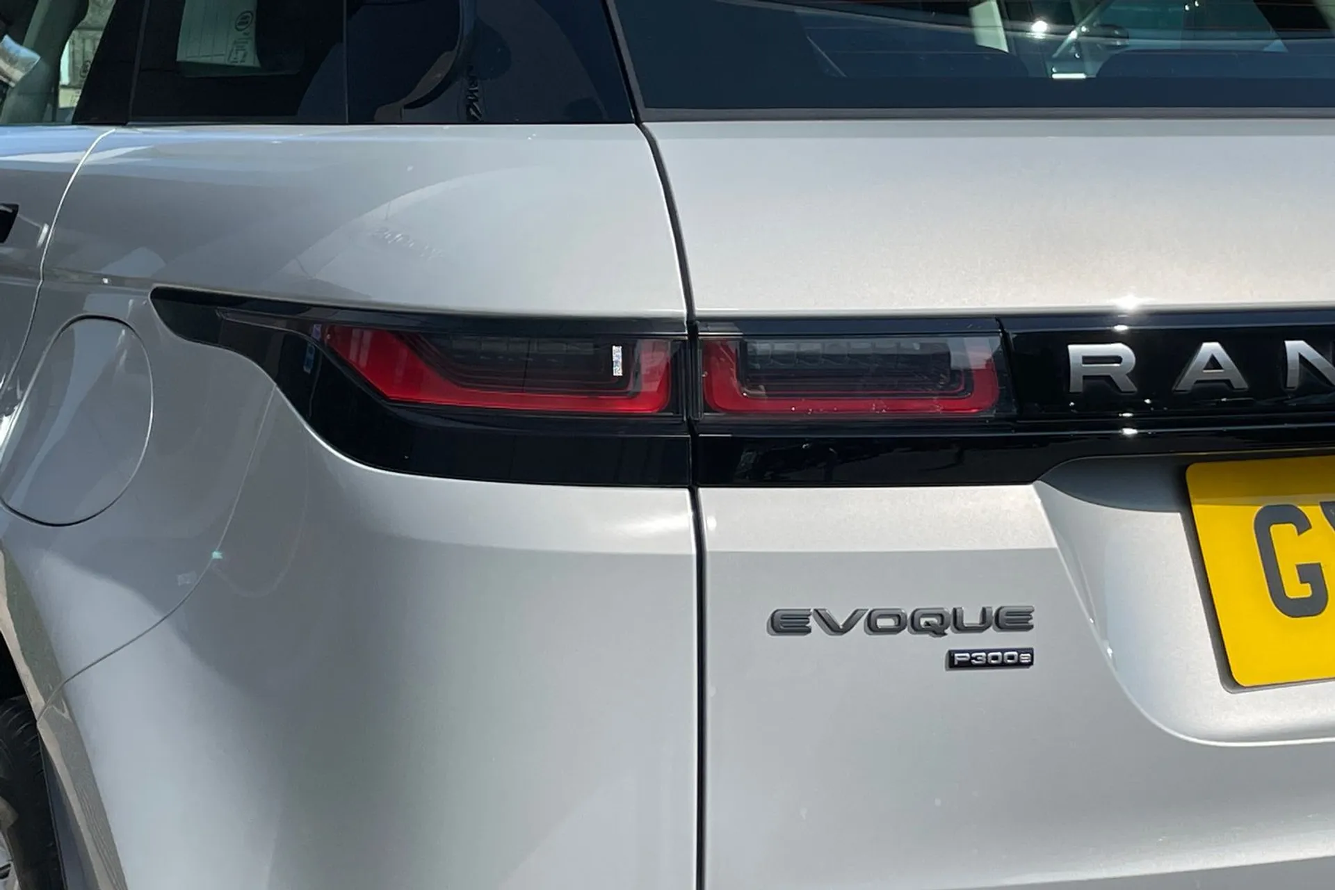 LAND ROVER RANGE ROVER EVOQUE thumbnail image number 27