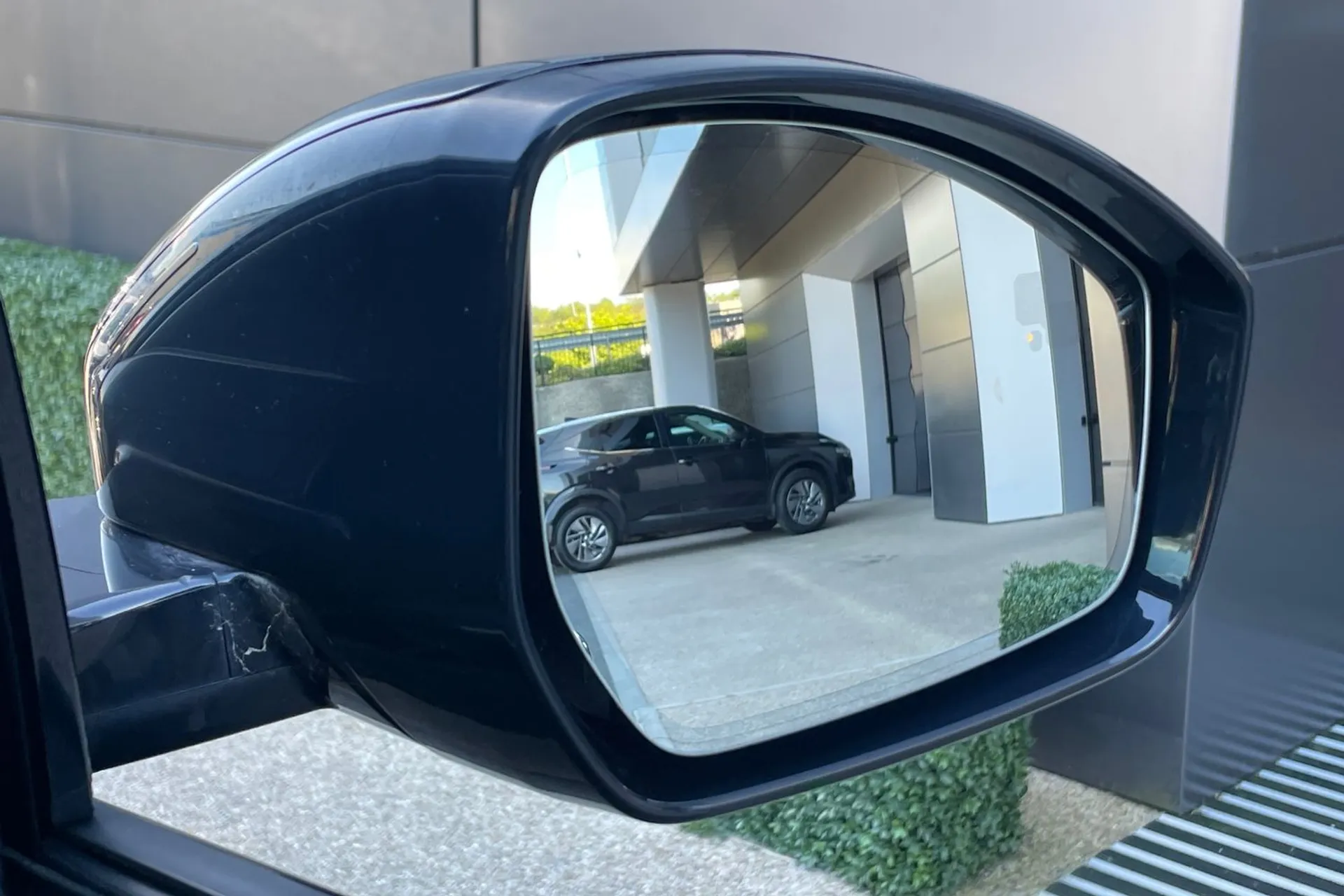 LAND ROVER DISCOVERY SPORT thumbnail image number 11