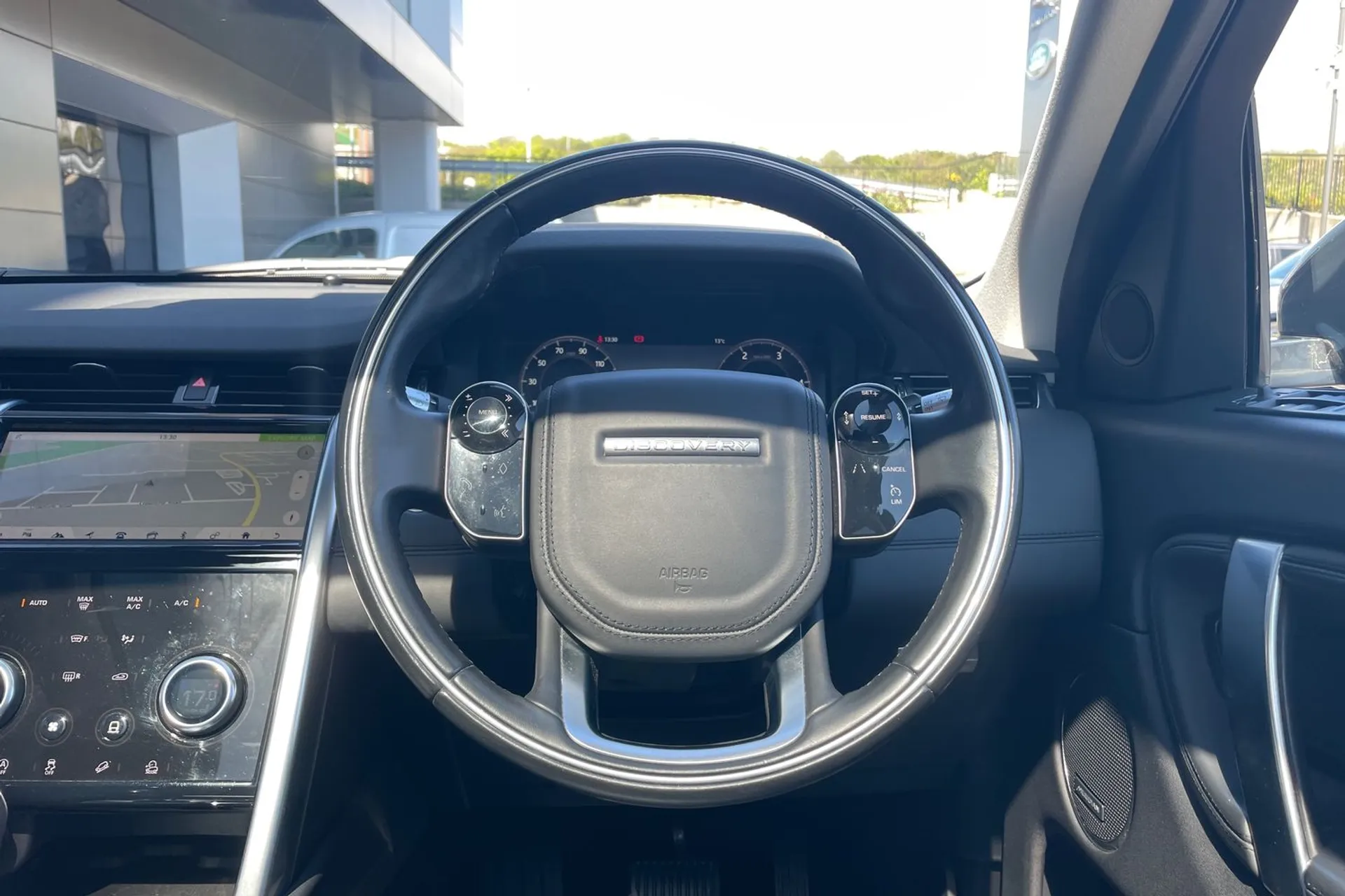 LAND ROVER DISCOVERY SPORT thumbnail image number 39