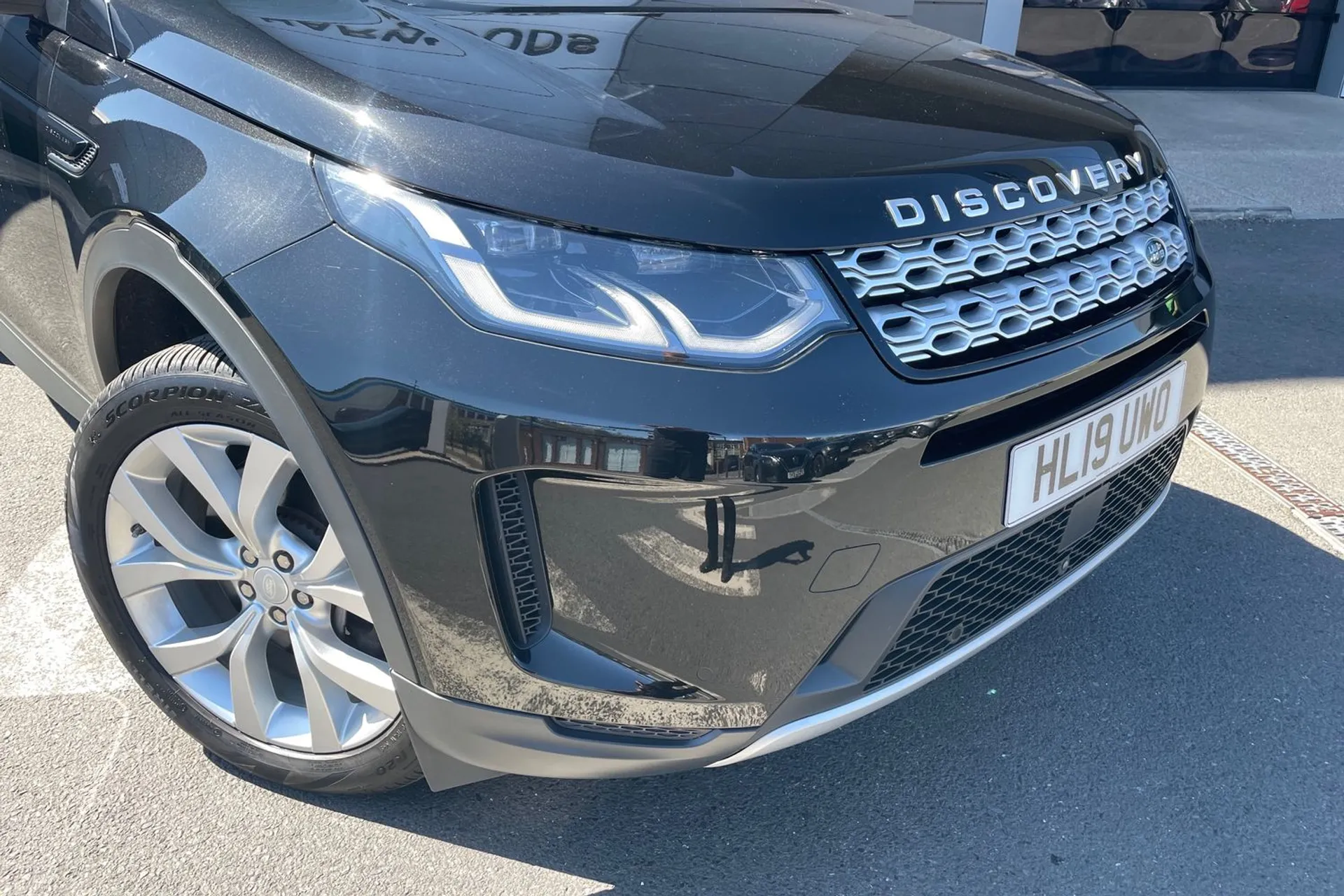 LAND ROVER DISCOVERY SPORT thumbnail image number 16