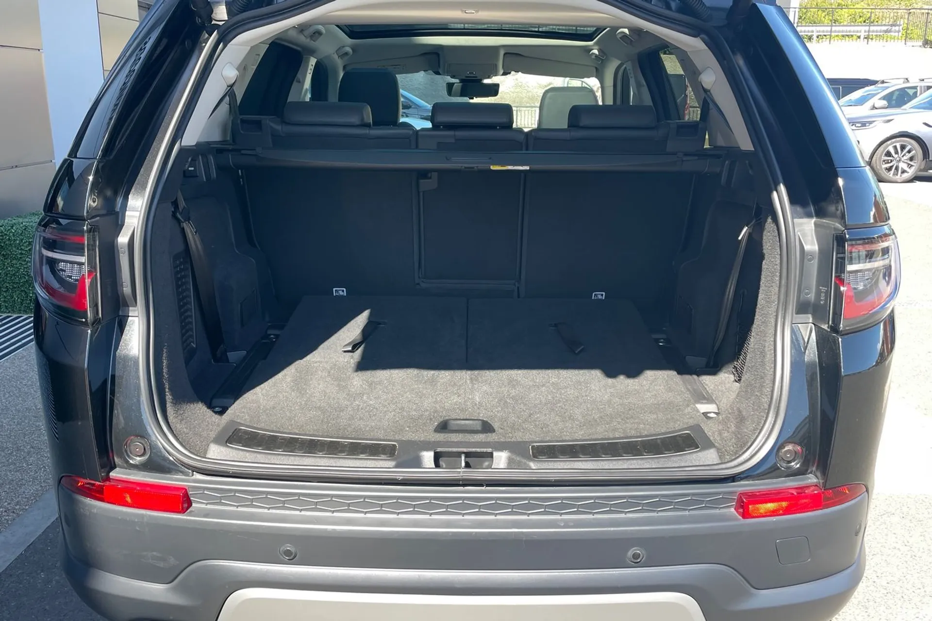 LAND ROVER DISCOVERY SPORT thumbnail image number 28