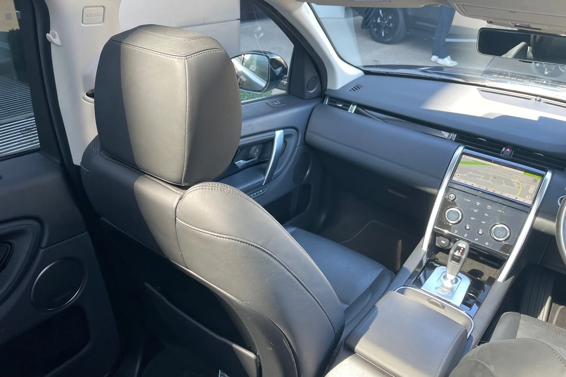 LAND ROVER DISCOVERY SPORT thumbnail image number 37