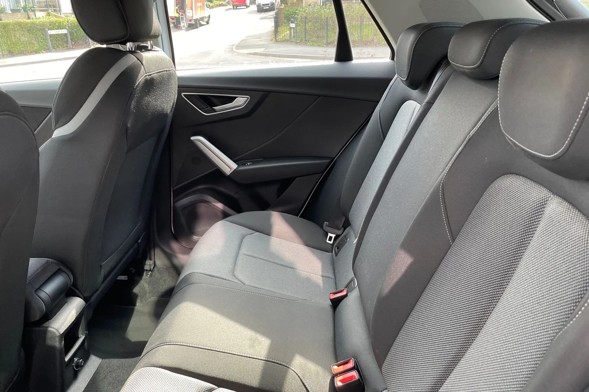 Audi Q2 thumbnail image number 29