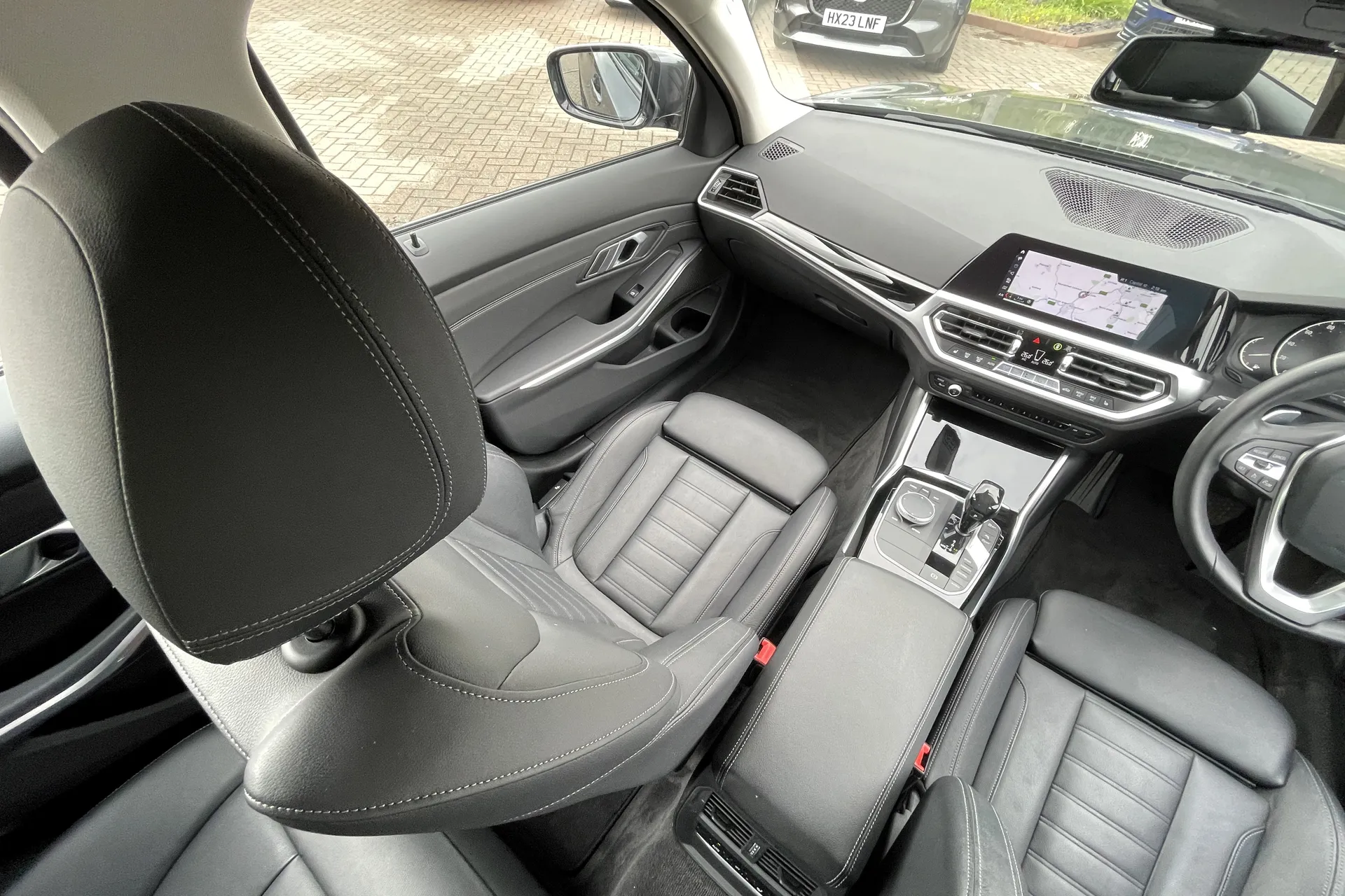 BMW 3 SERIES thumbnail image number 36