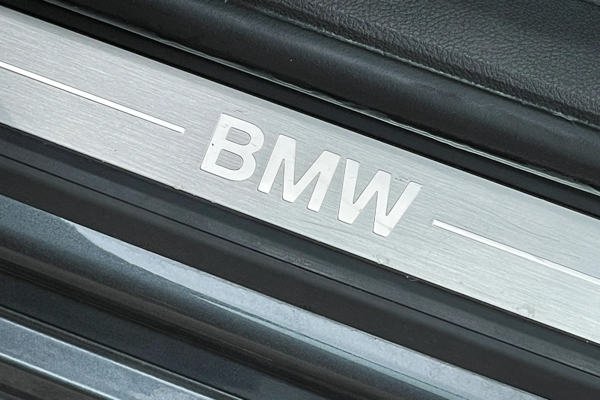 BMW 3 SERIES thumbnail image number 27