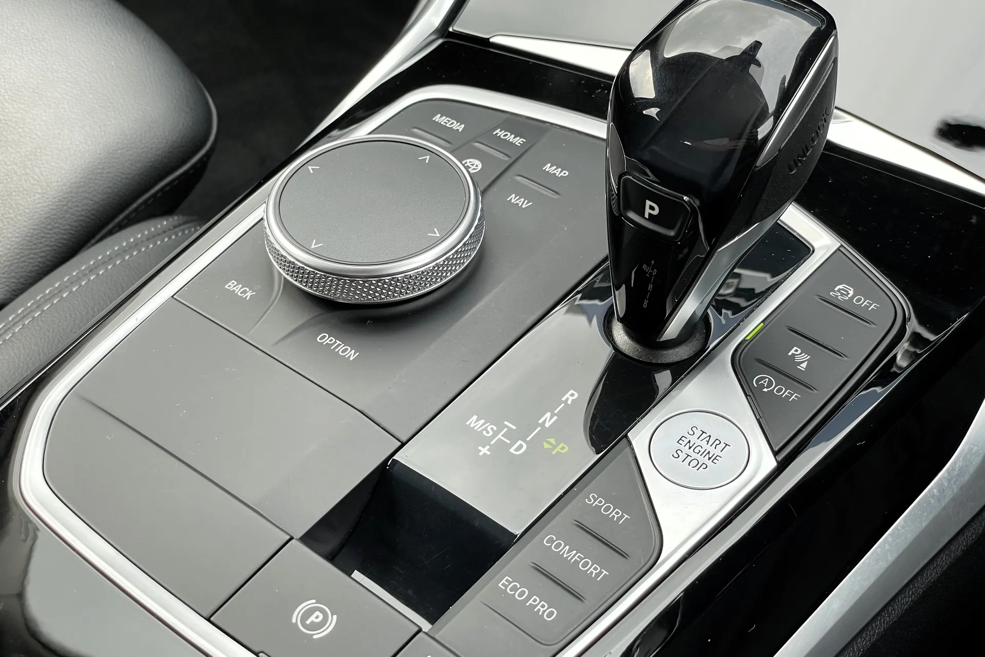 BMW 3 SERIES thumbnail image number 38