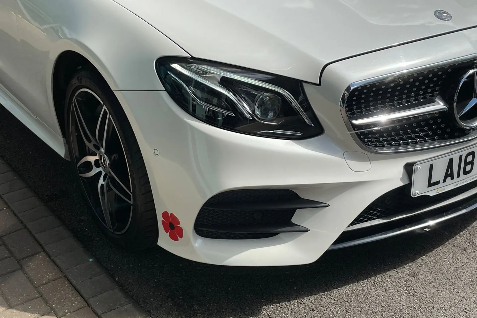 MERCEDES-BENZ E CLASS thumbnail image number 52