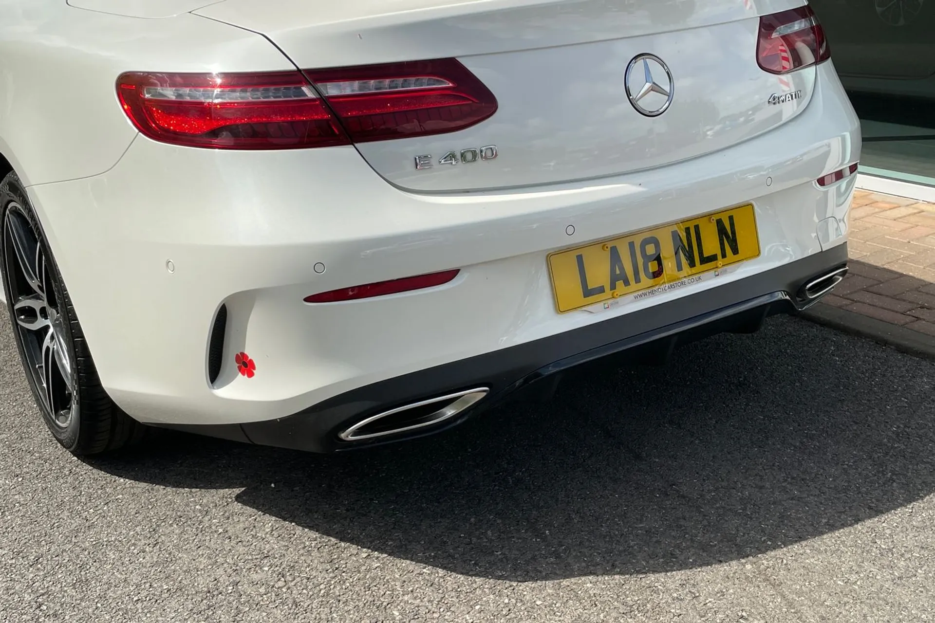 MERCEDES-BENZ E CLASS thumbnail image number 16