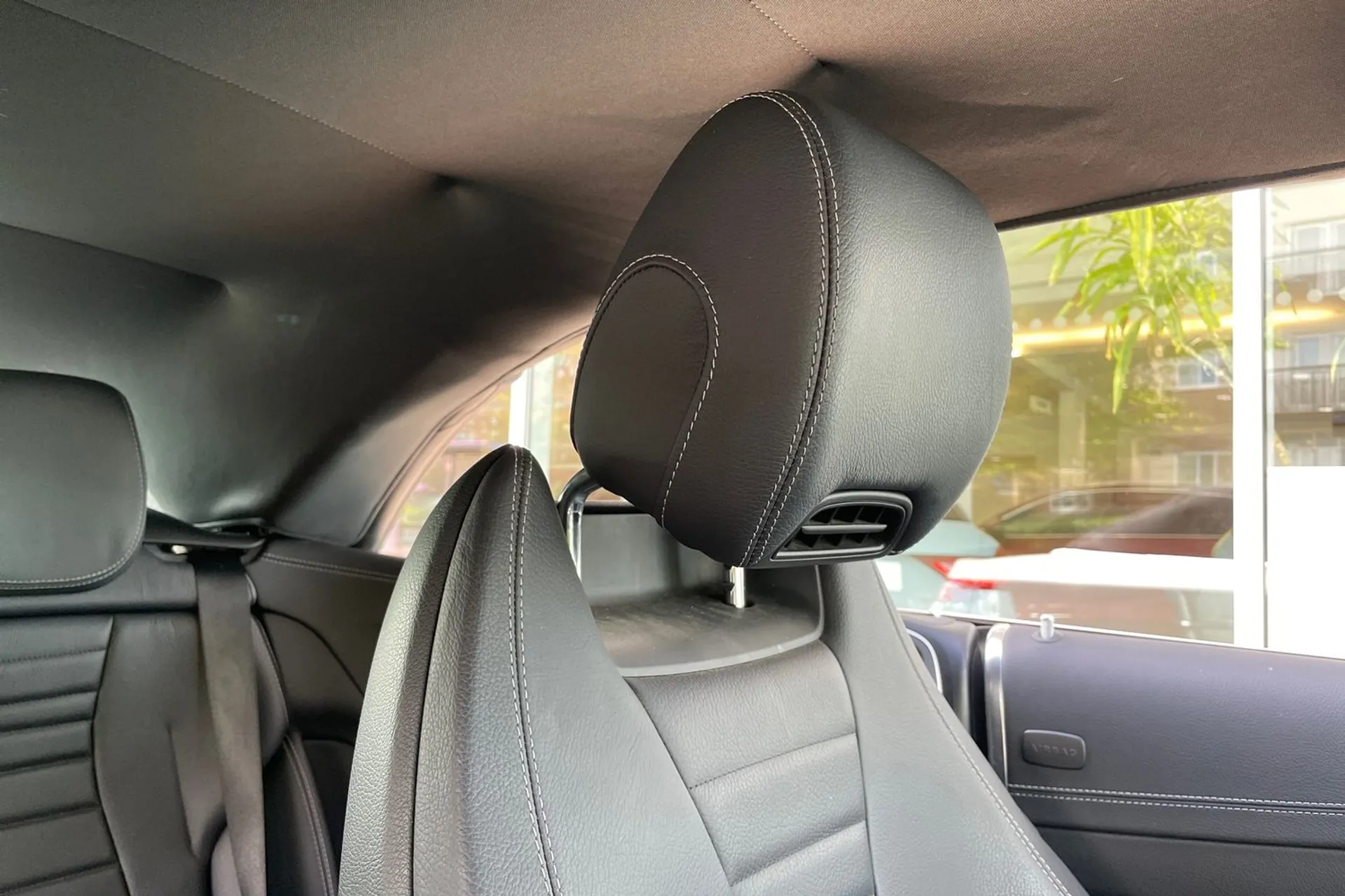 MERCEDES-BENZ E CLASS thumbnail image number 45