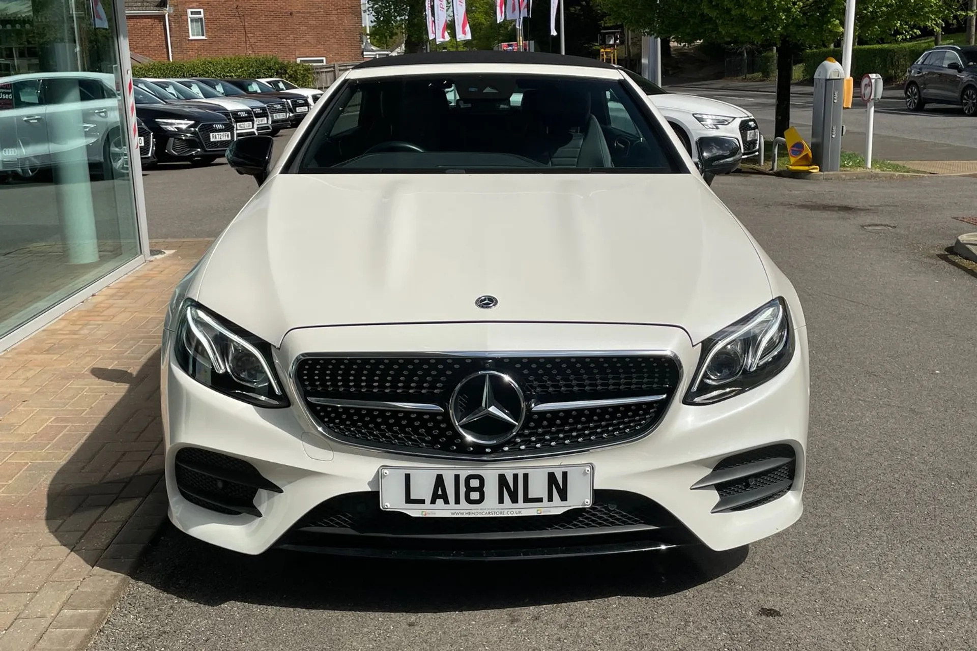 MERCEDES-BENZ E CLASS thumbnail image number 10