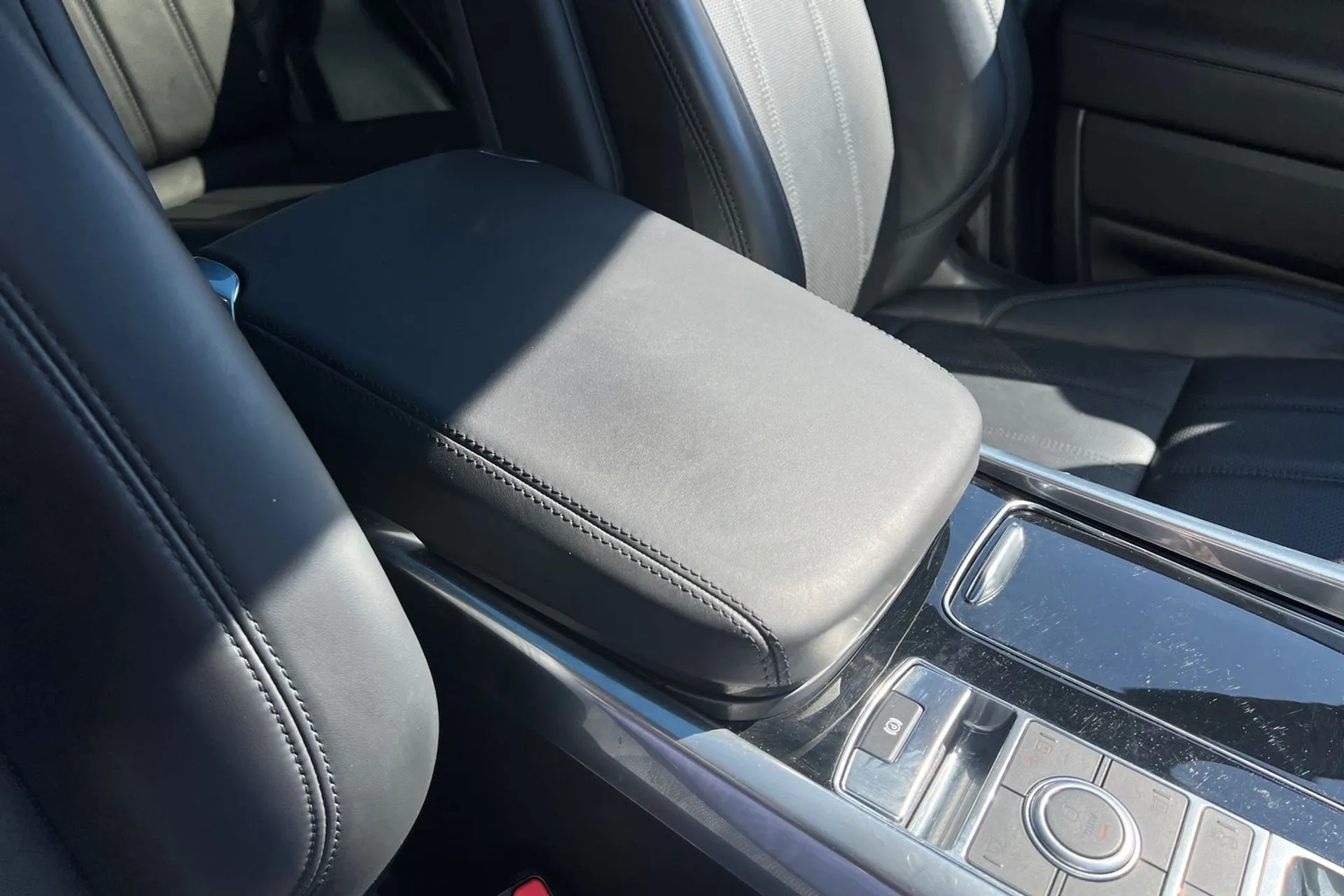 LAND ROVER RANGE ROVER SPORT thumbnail image number 52