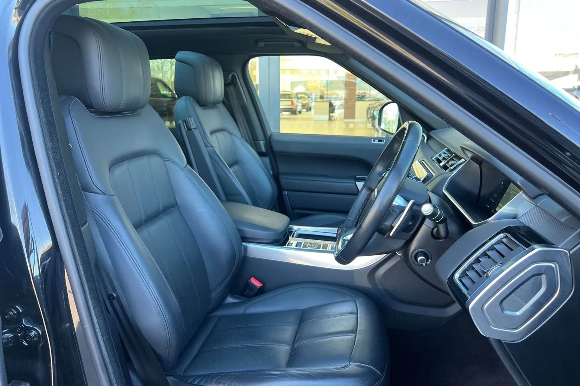 LAND ROVER RANGE ROVER SPORT thumbnail image number 34