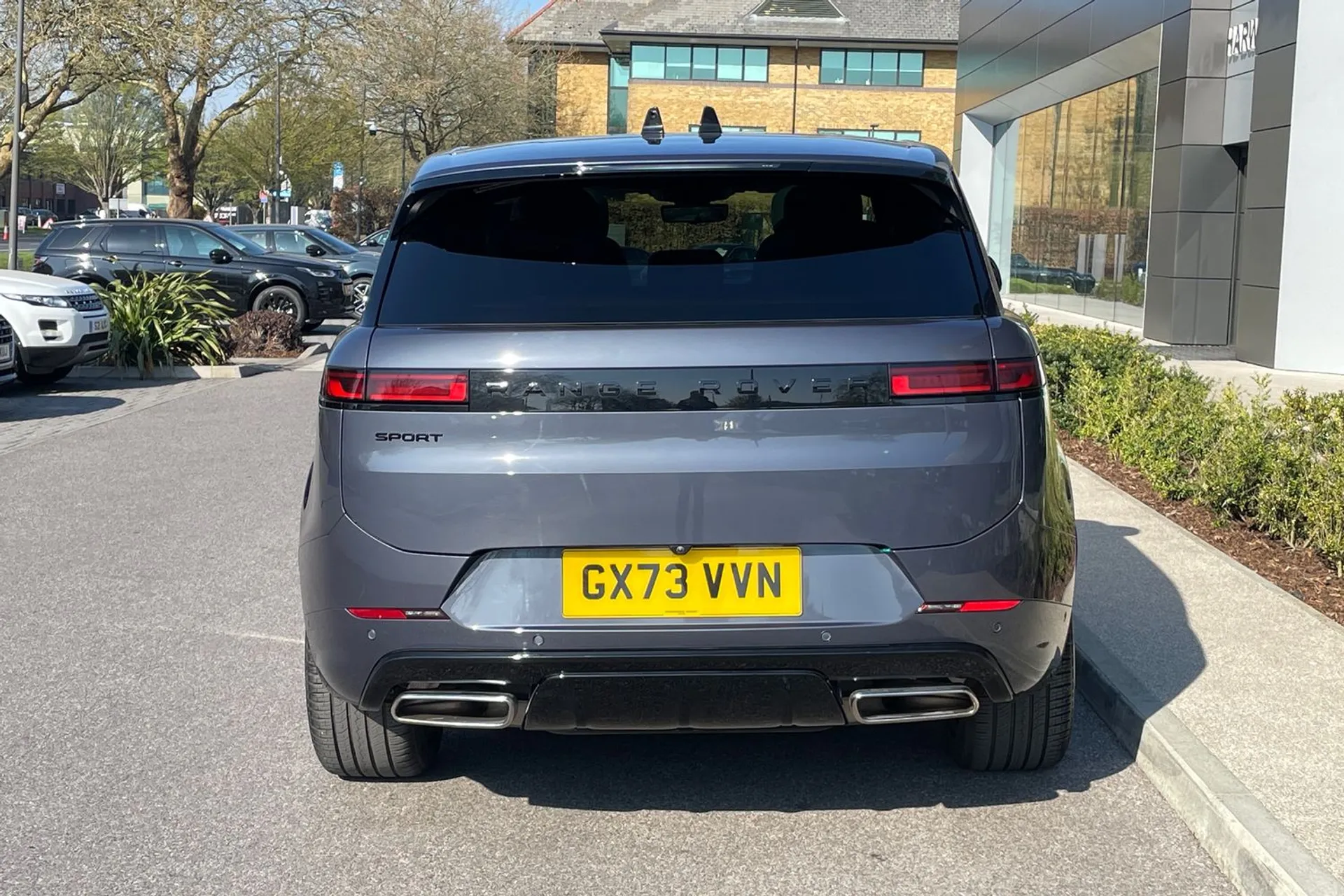 LAND ROVER RANGE ROVER SPORT thumbnail image number 13