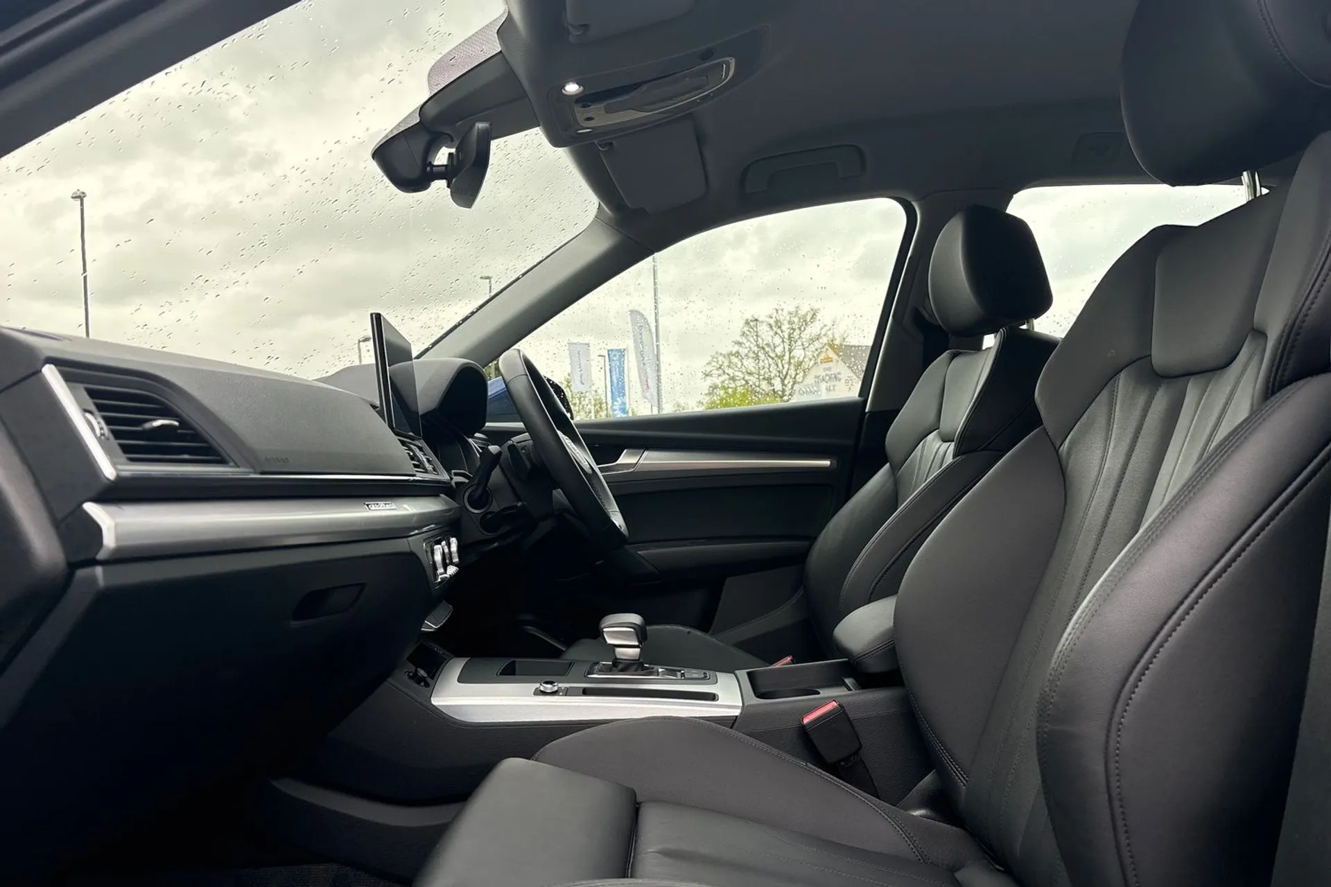 Audi Q5 thumbnail image number 27