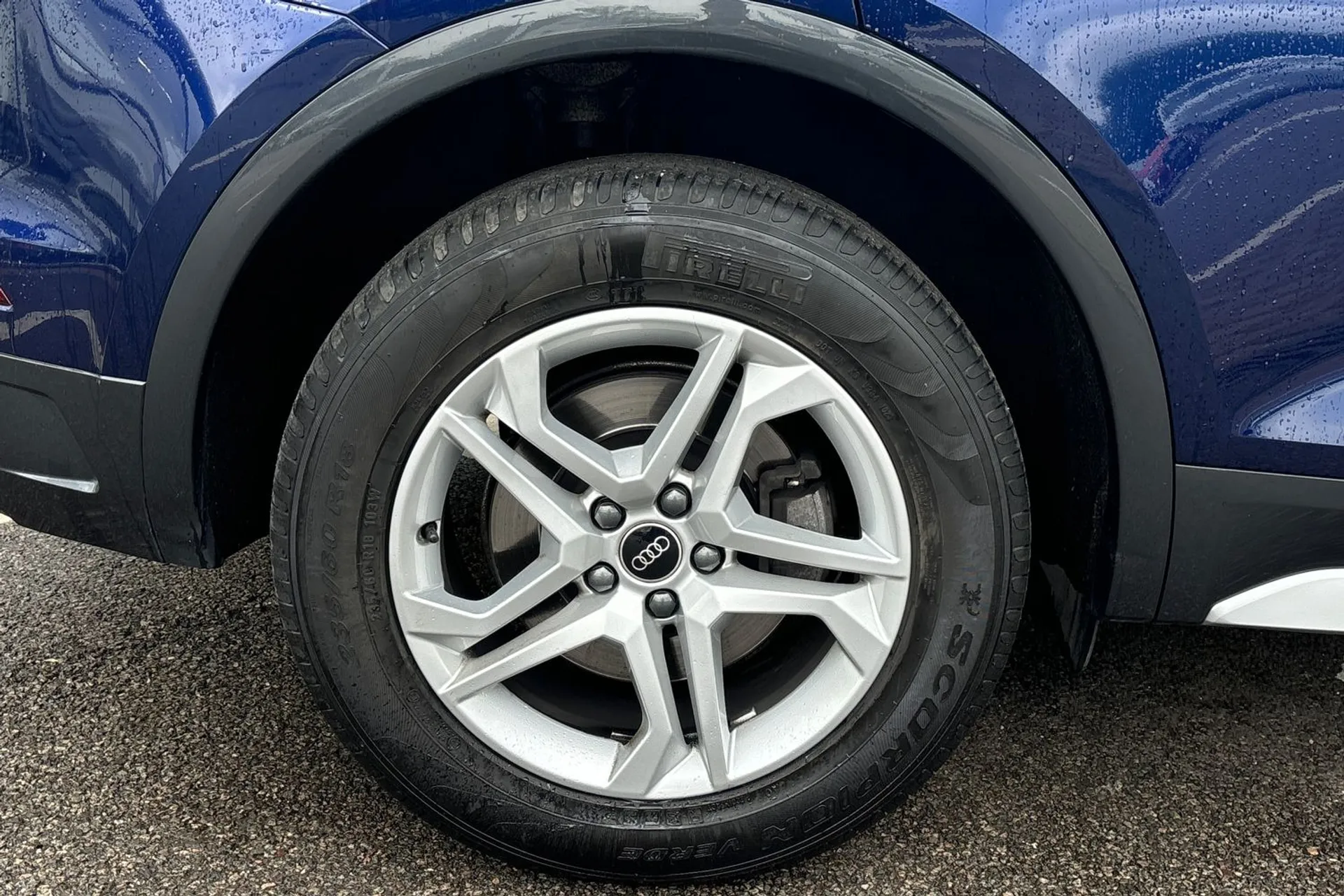 Audi Q5 thumbnail image number 12
