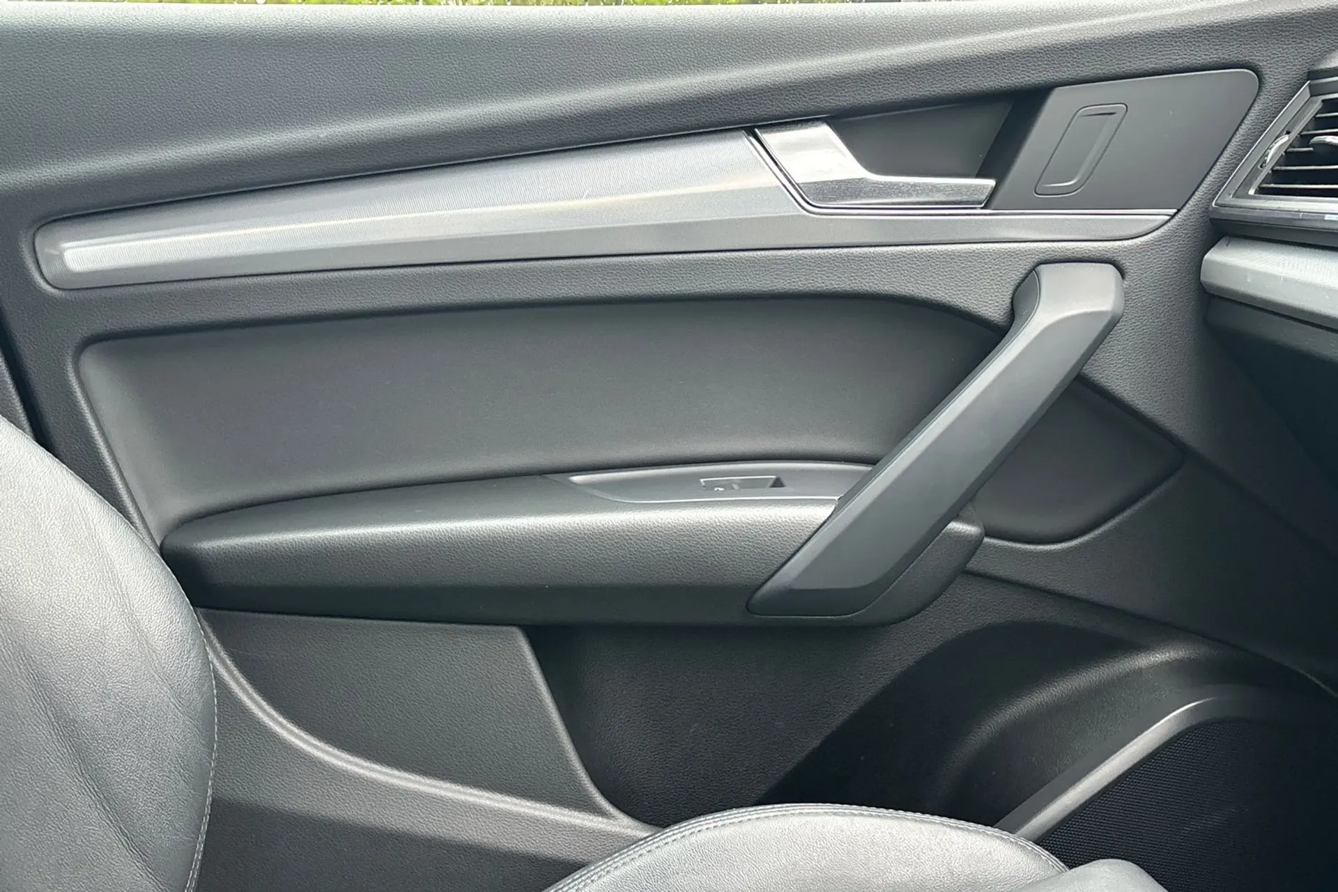 Audi Q5 thumbnail image number 39