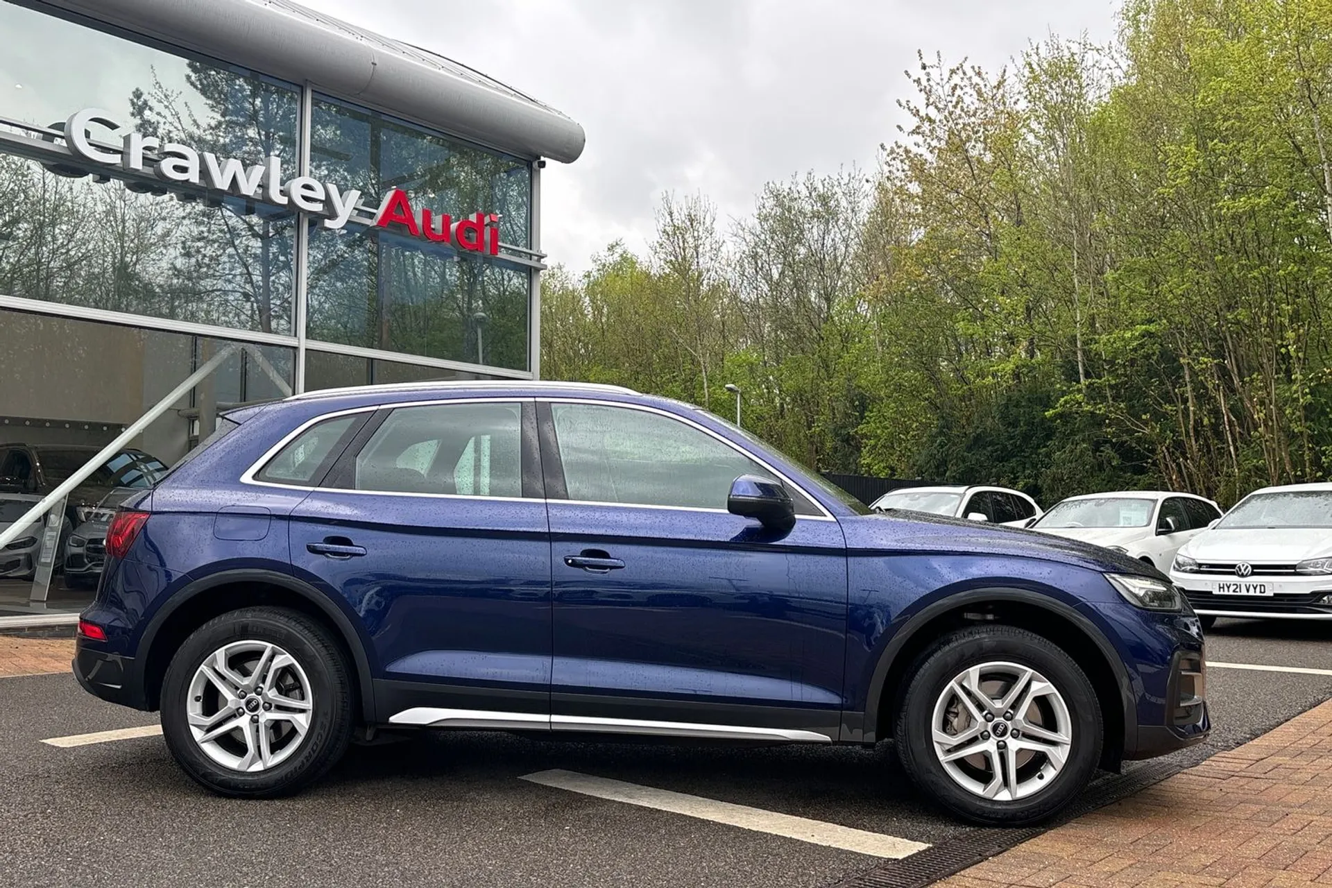 Audi Q5 thumbnail image number 2