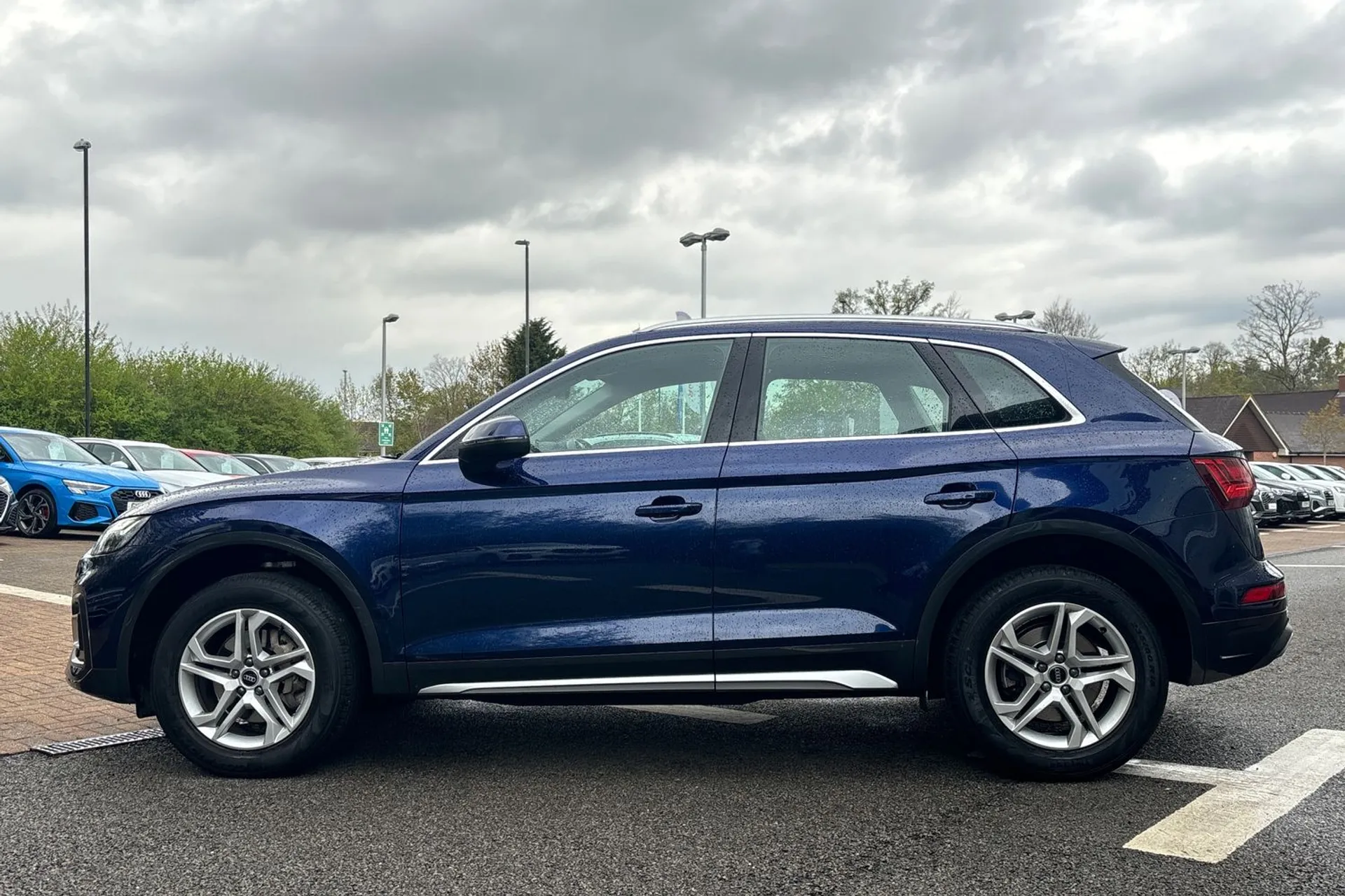 Audi Q5 thumbnail image number 9
