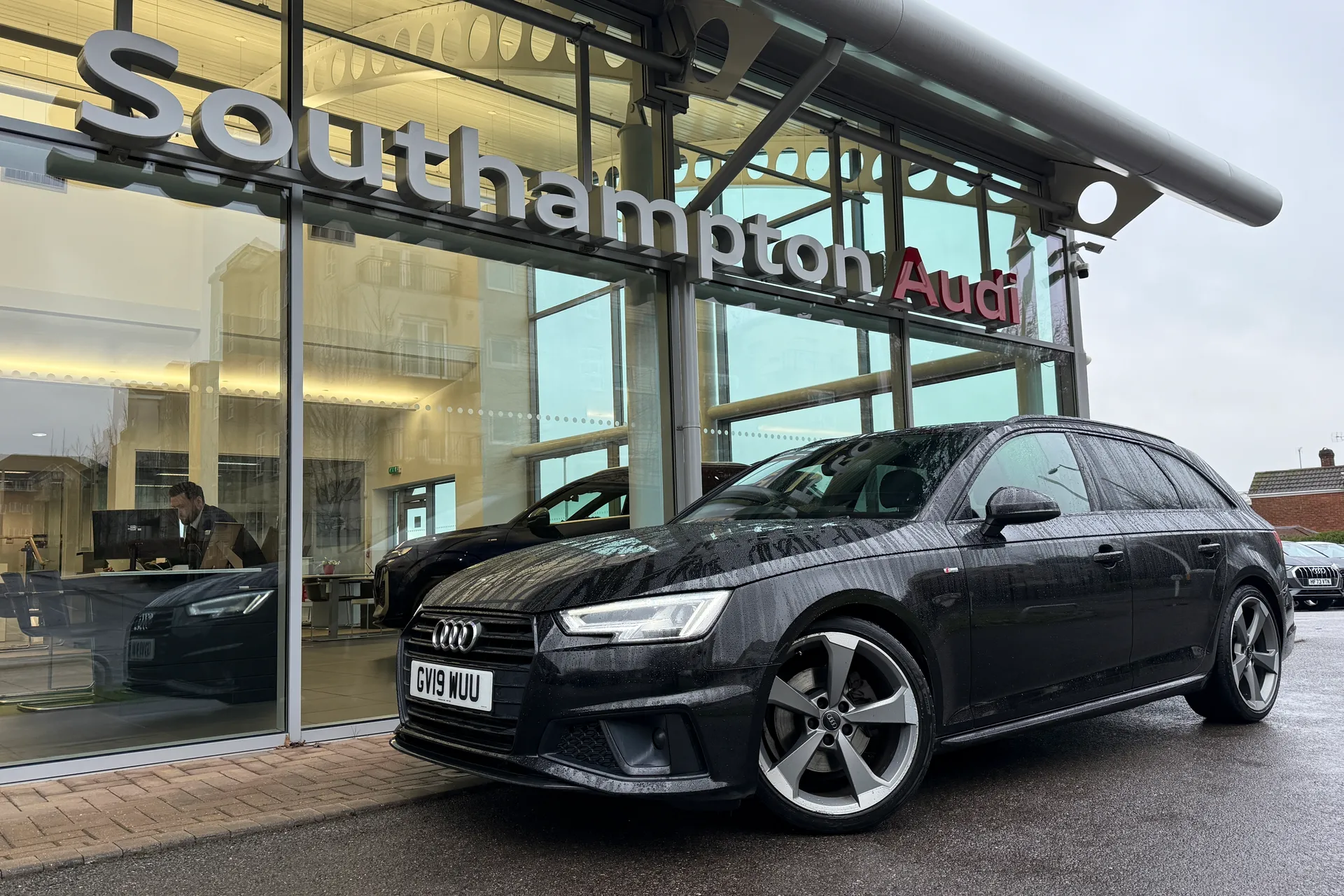 Audi A4 thumbnail image number 56