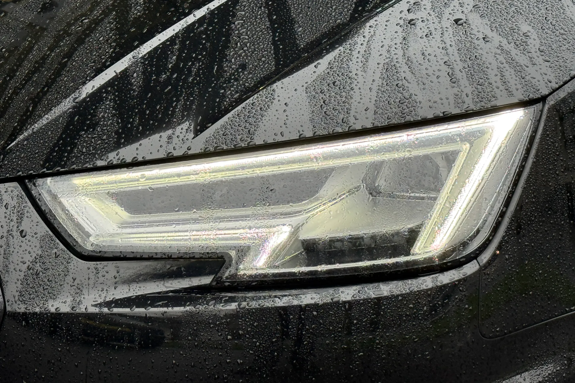 Audi A4 thumbnail image number 53