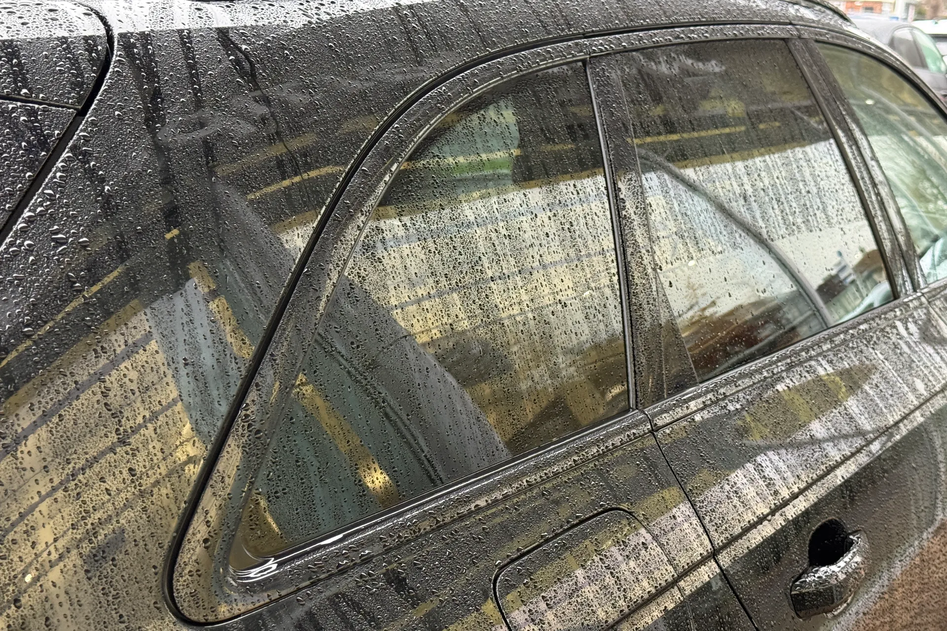 Audi A4 thumbnail image number 34