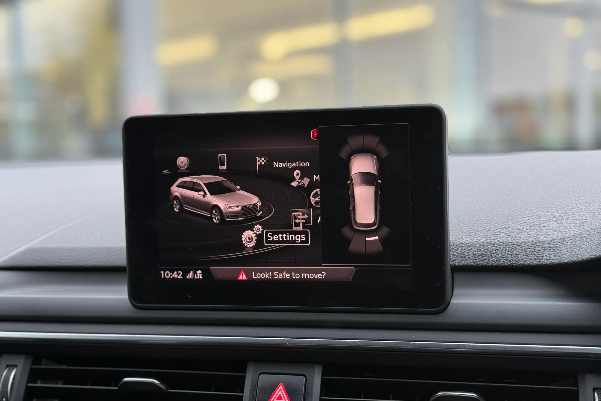 Audi A4 thumbnail image number 5