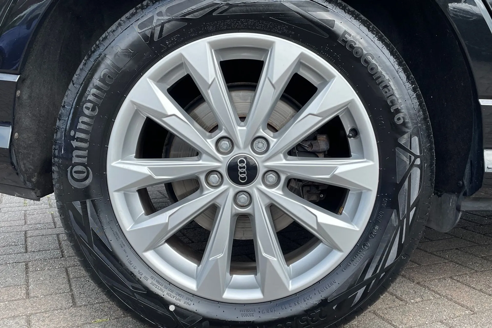 Audi Q3 thumbnail image number 8