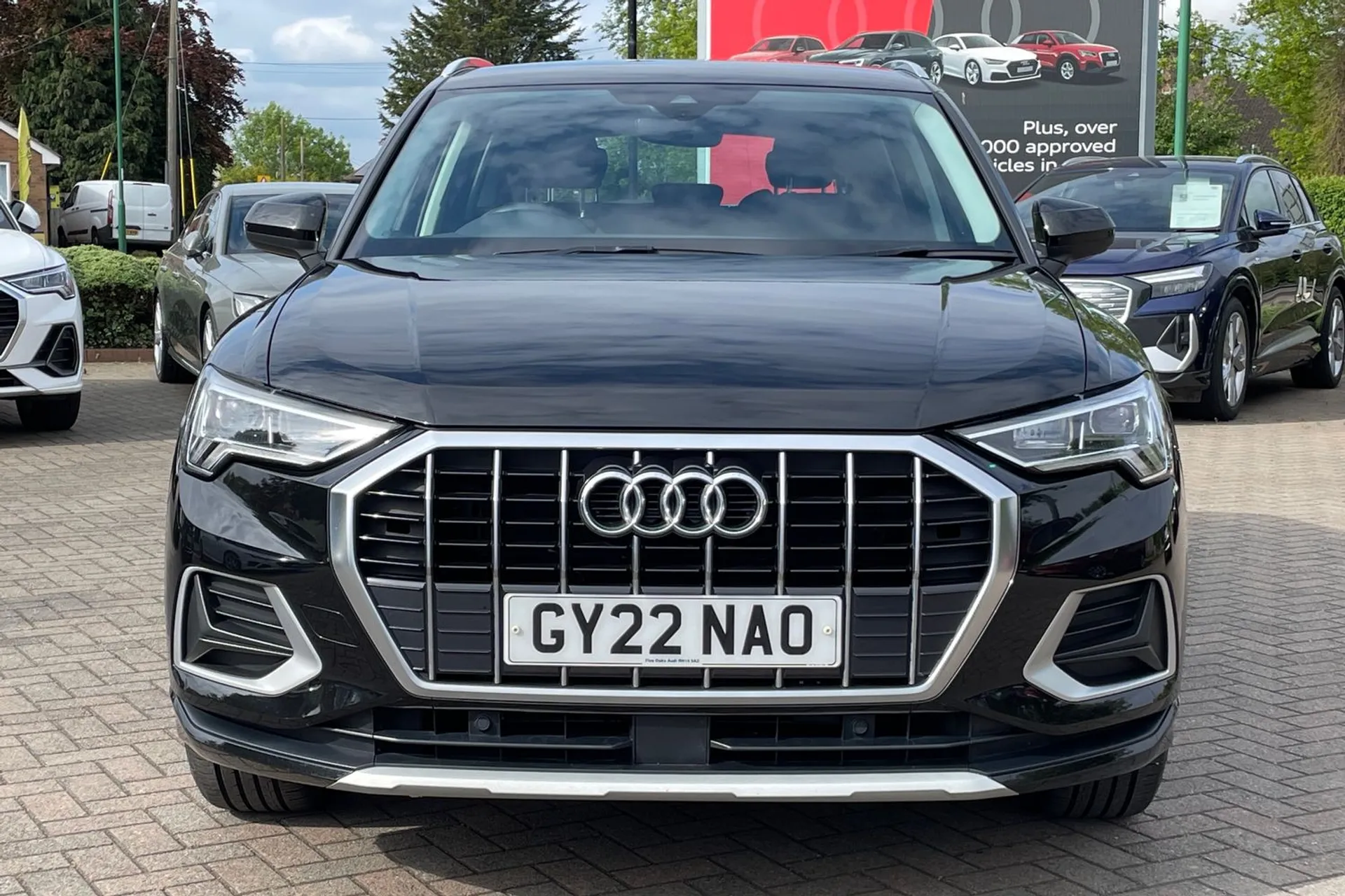 Audi Q3 thumbnail image number 20