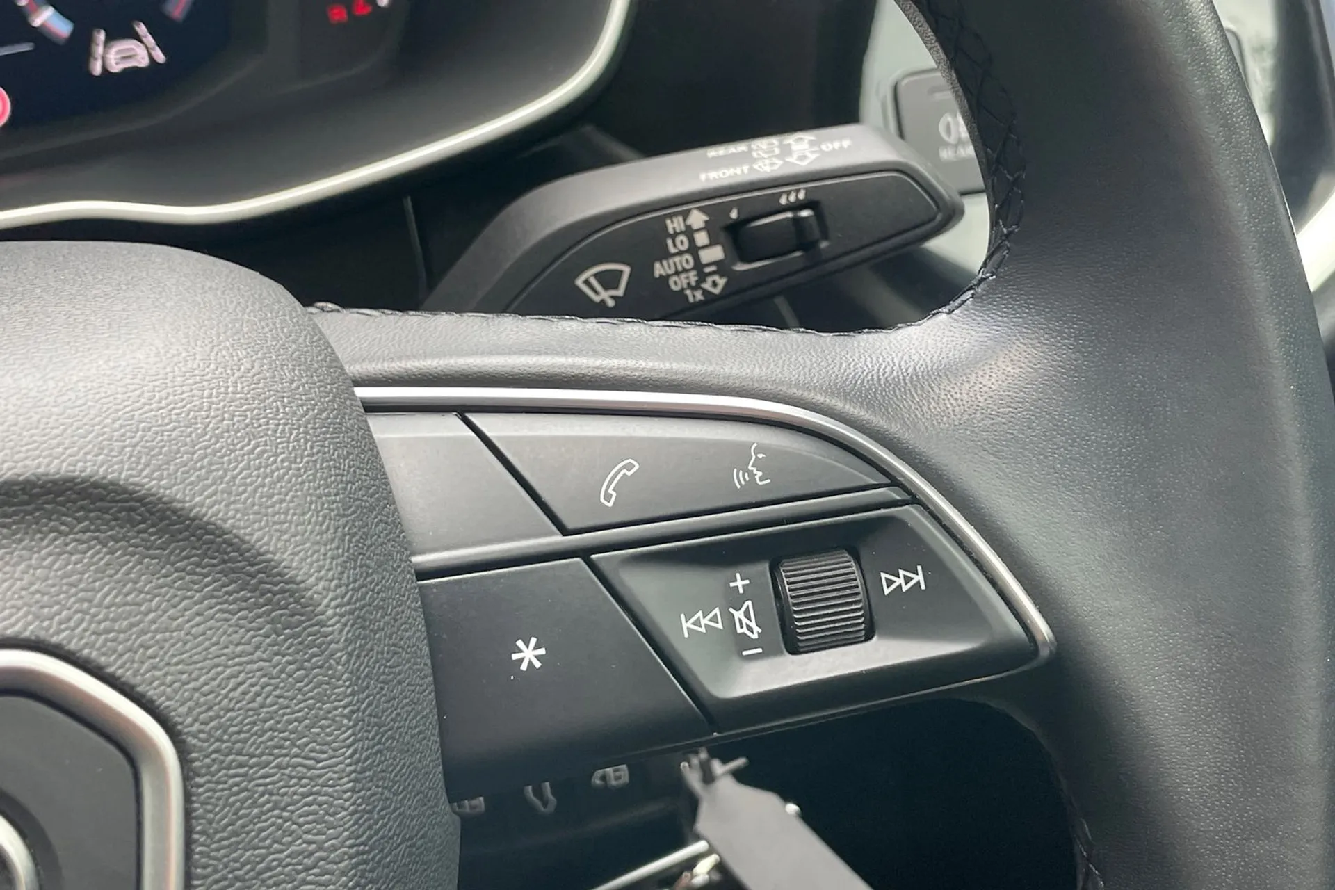 Audi Q3 thumbnail image number 57