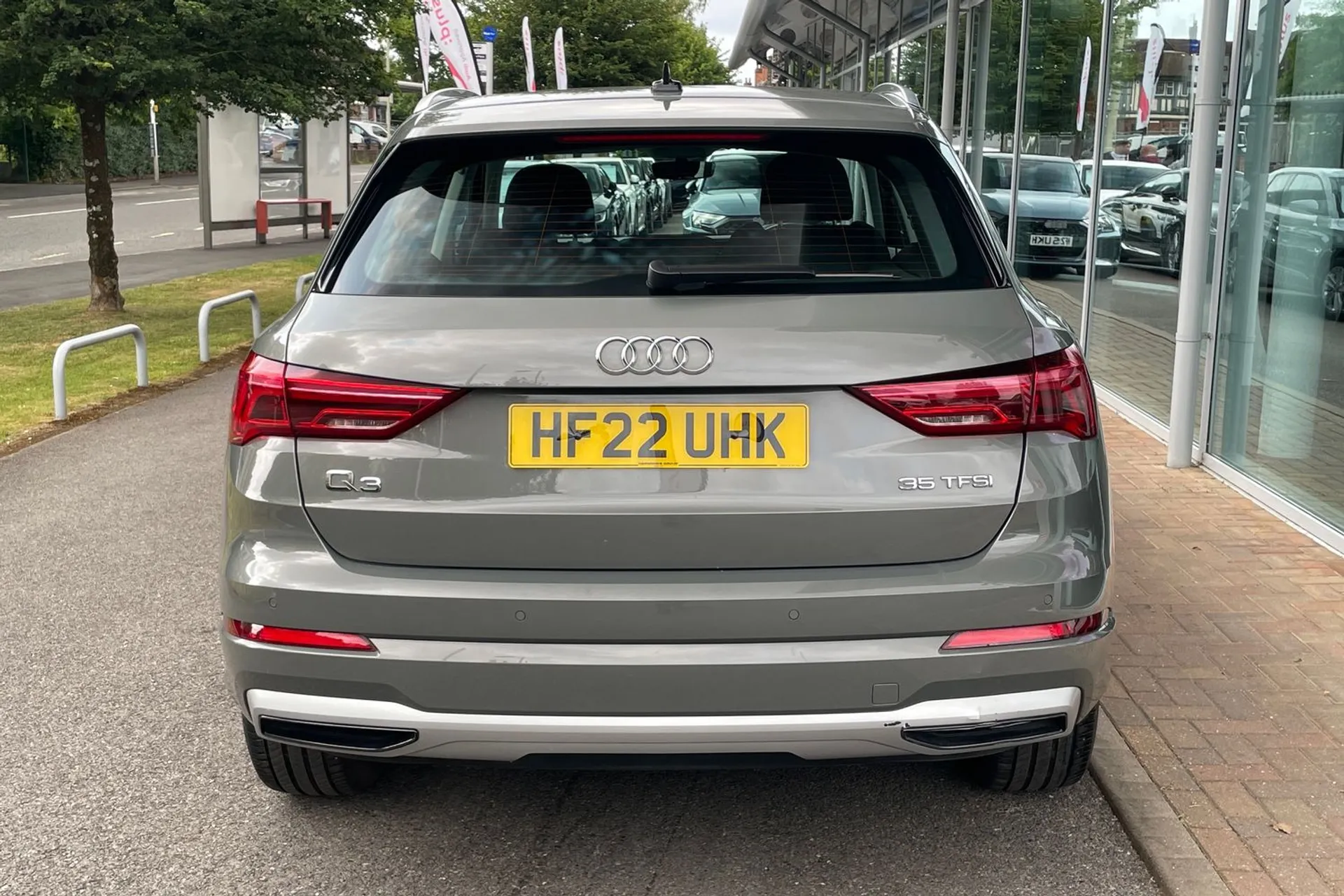 Audi Q3 thumbnail image number 6