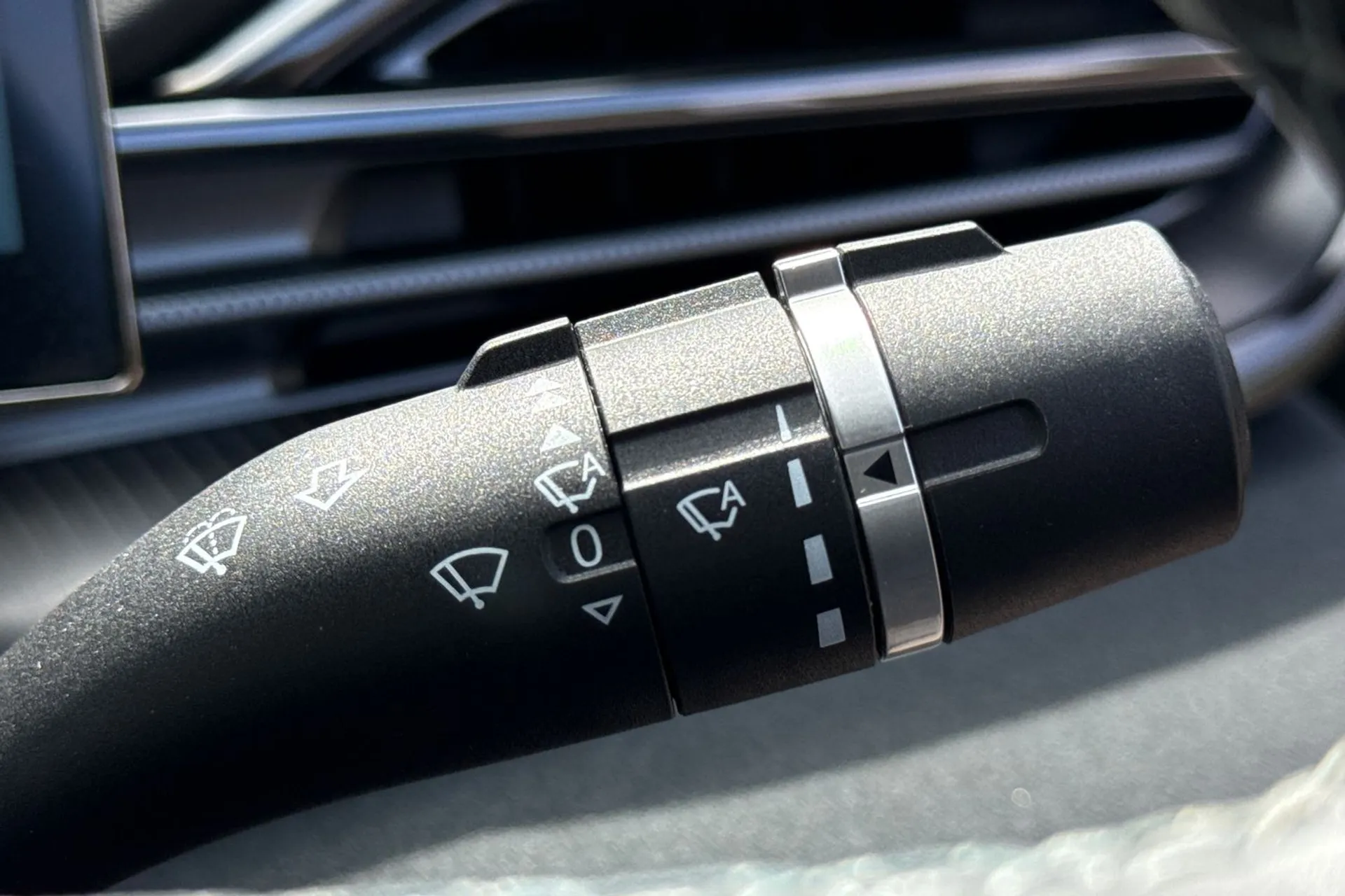 BYD SEAL thumbnail image number 59