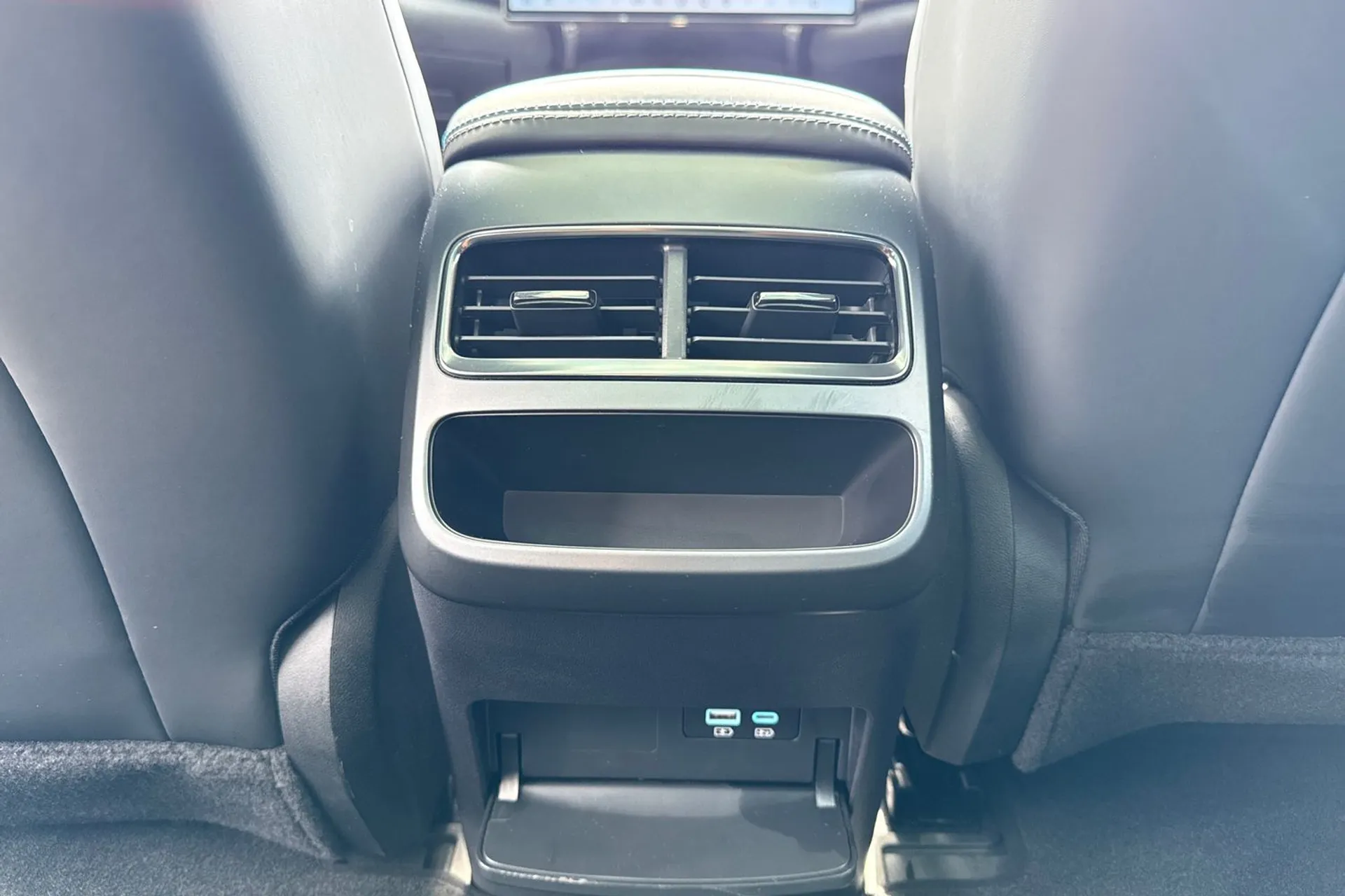 BYD SEAL thumbnail image number 47