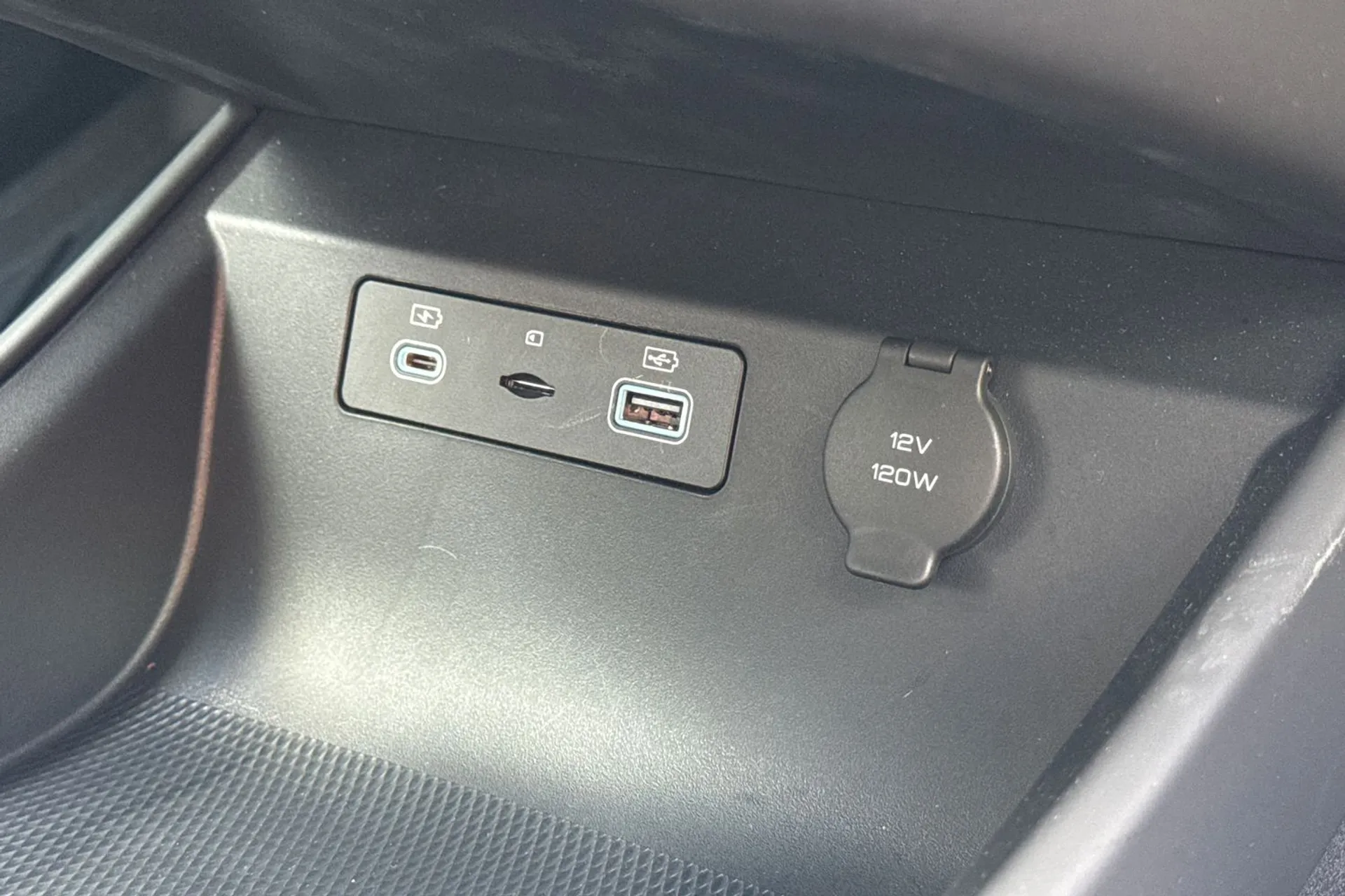 BYD SEAL thumbnail image number 44