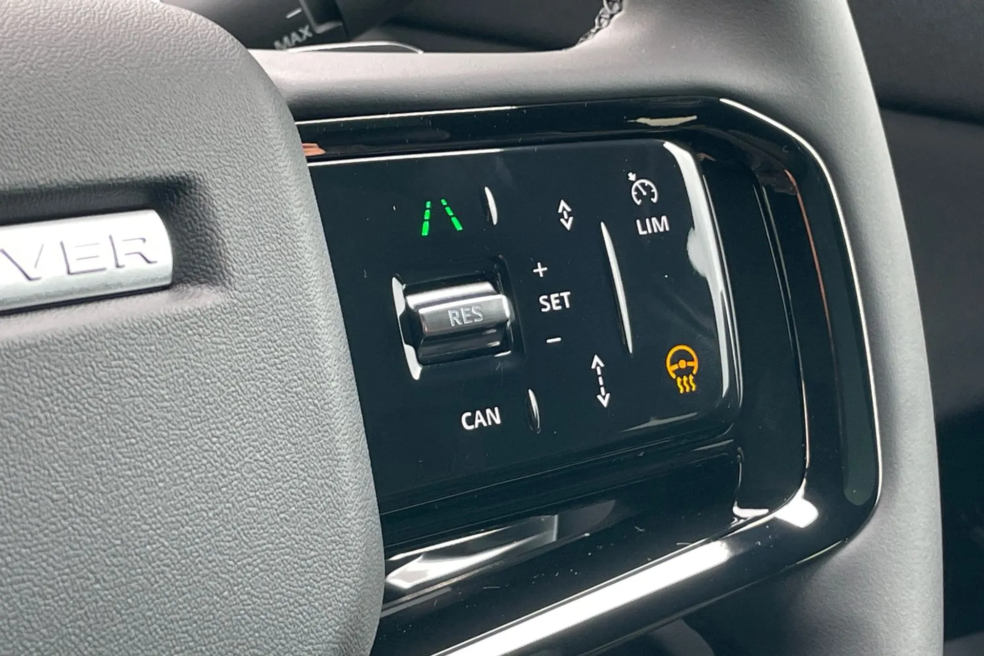 LAND ROVER RANGE ROVER EVOQUE thumbnail image number 31