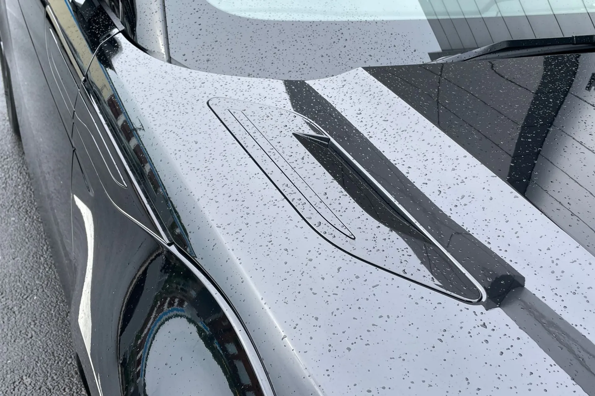 LAND ROVER RANGE ROVER EVOQUE thumbnail image number 23