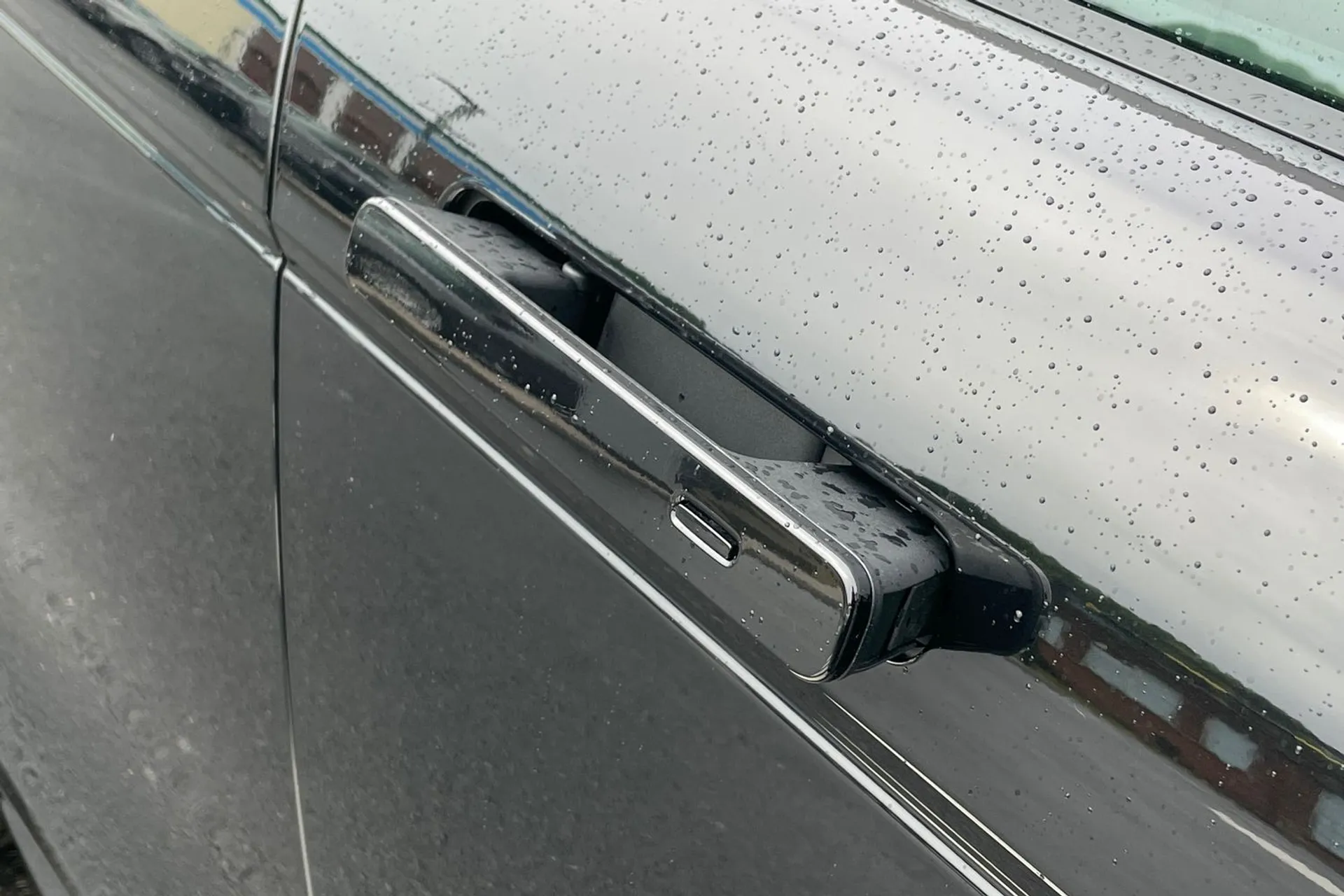 LAND ROVER RANGE ROVER EVOQUE thumbnail image number 35