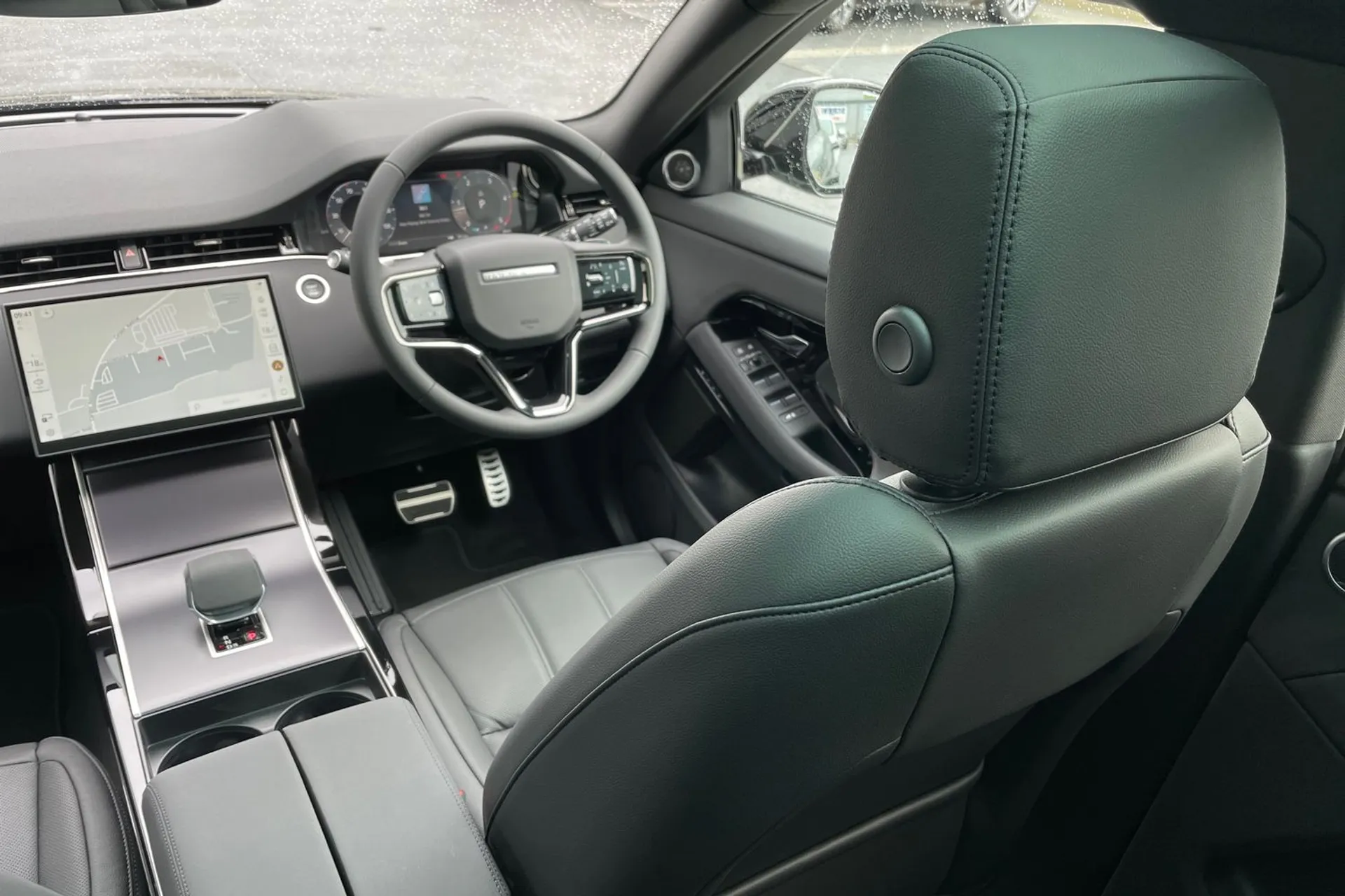 LAND ROVER RANGE ROVER EVOQUE thumbnail image number 48